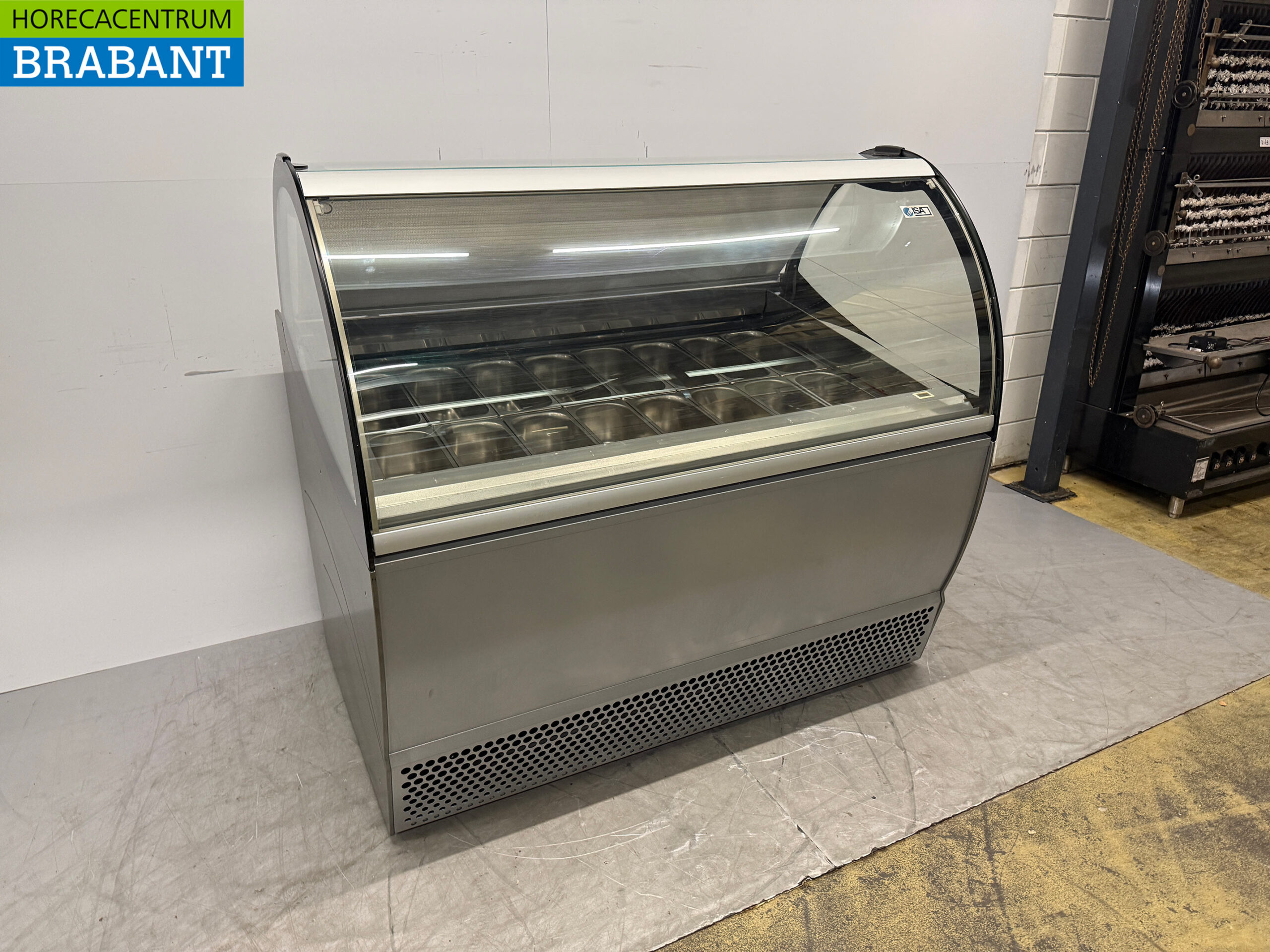 ISA Scoop ice cream display case Ice cream display case 16 x 5 liter container 150,5 cm 230V Horeca - Image 2