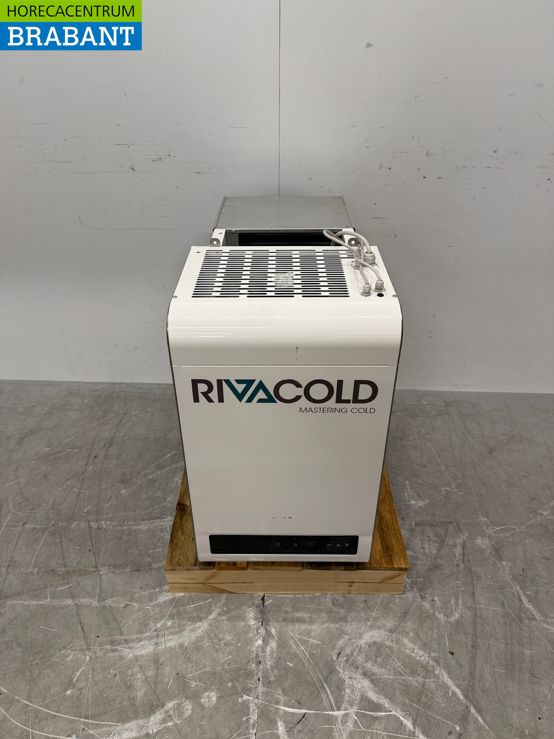 Stainless steel Rivacold Freezer Unit Freezer Unit Plug-in Monoblock Wall Unit 7.4 m3 400V Horeca