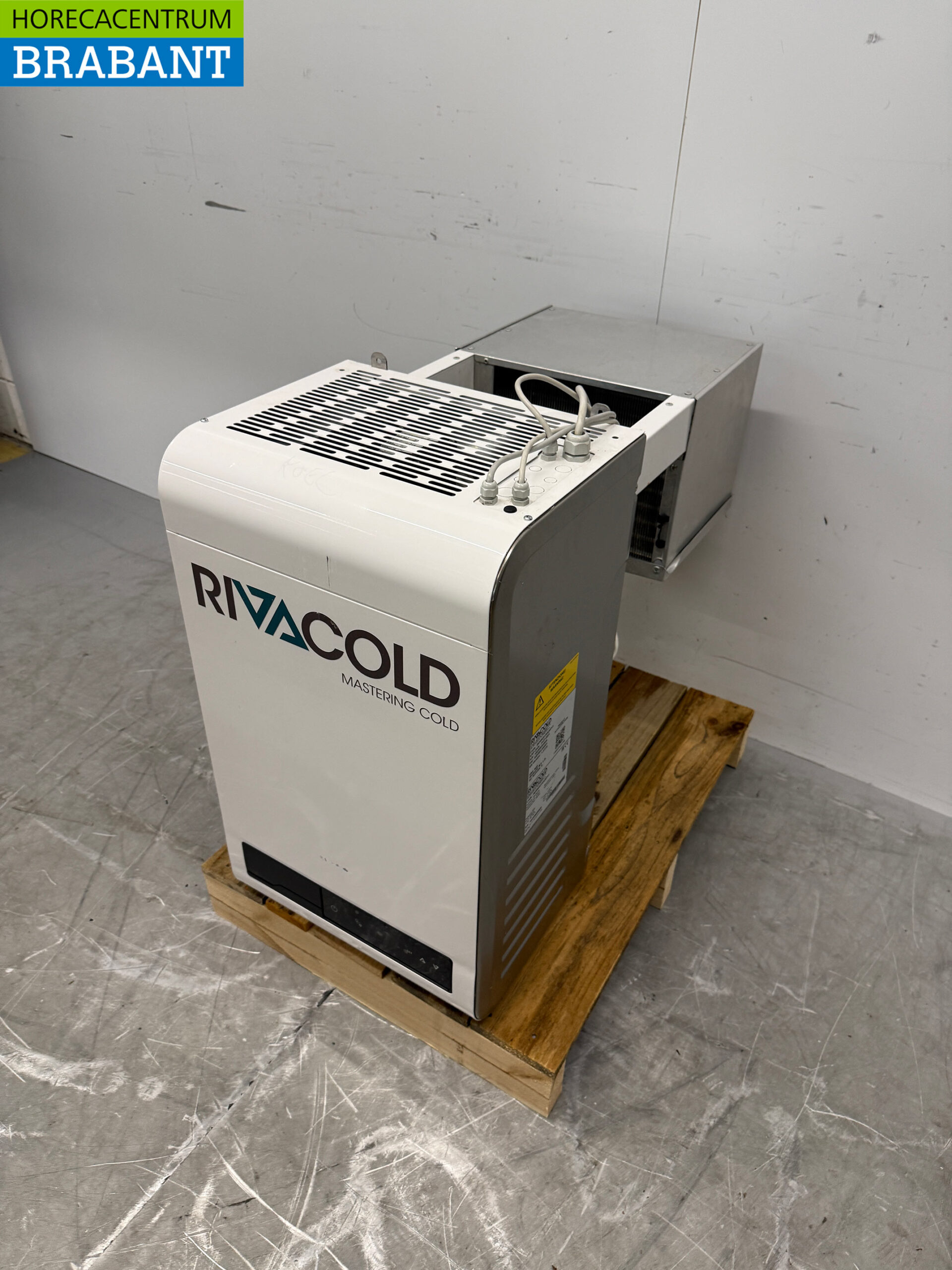 Stainless steel Rivacold Freezer Unit Freezer Unit Plug-in Monoblock Wall Unit 7.4 m3 400V Horeca - Image 2