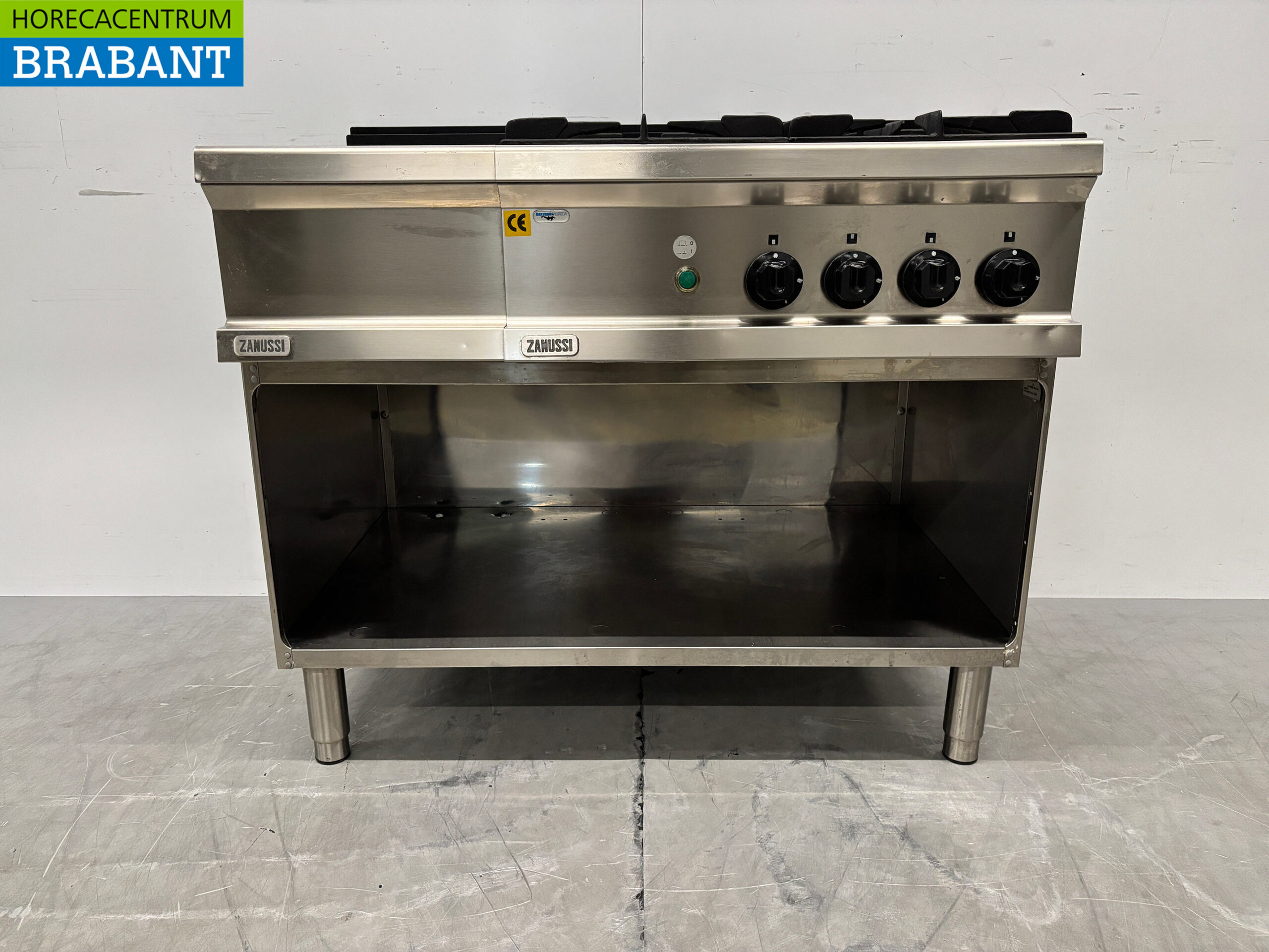 Stainless steel Zanussi 4 burner stove with work unit 105 cm GAS + 230V Horeca - Image 4