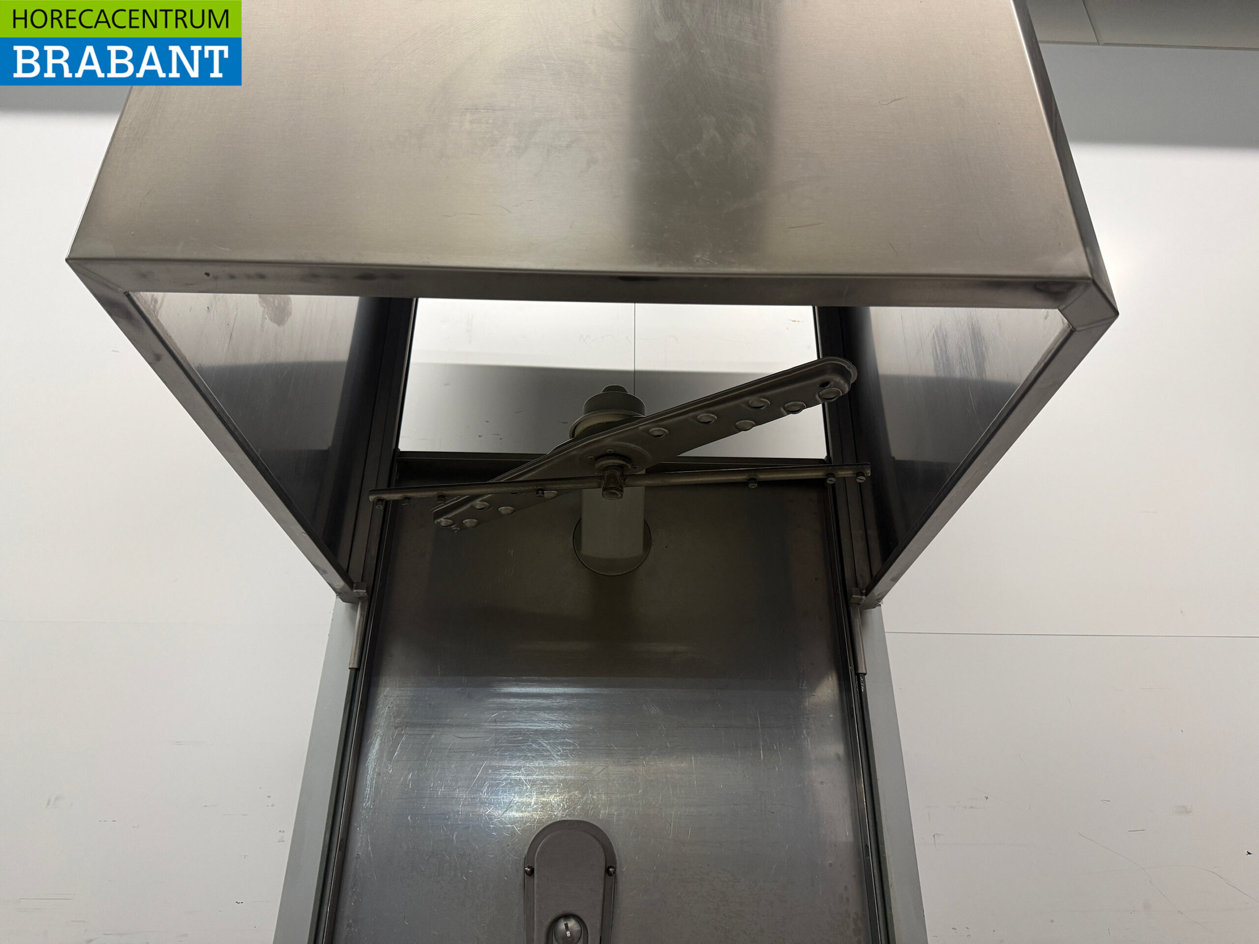 Stainless steel Zanussi Sliding dishwasher 400V Catering - Image 5
