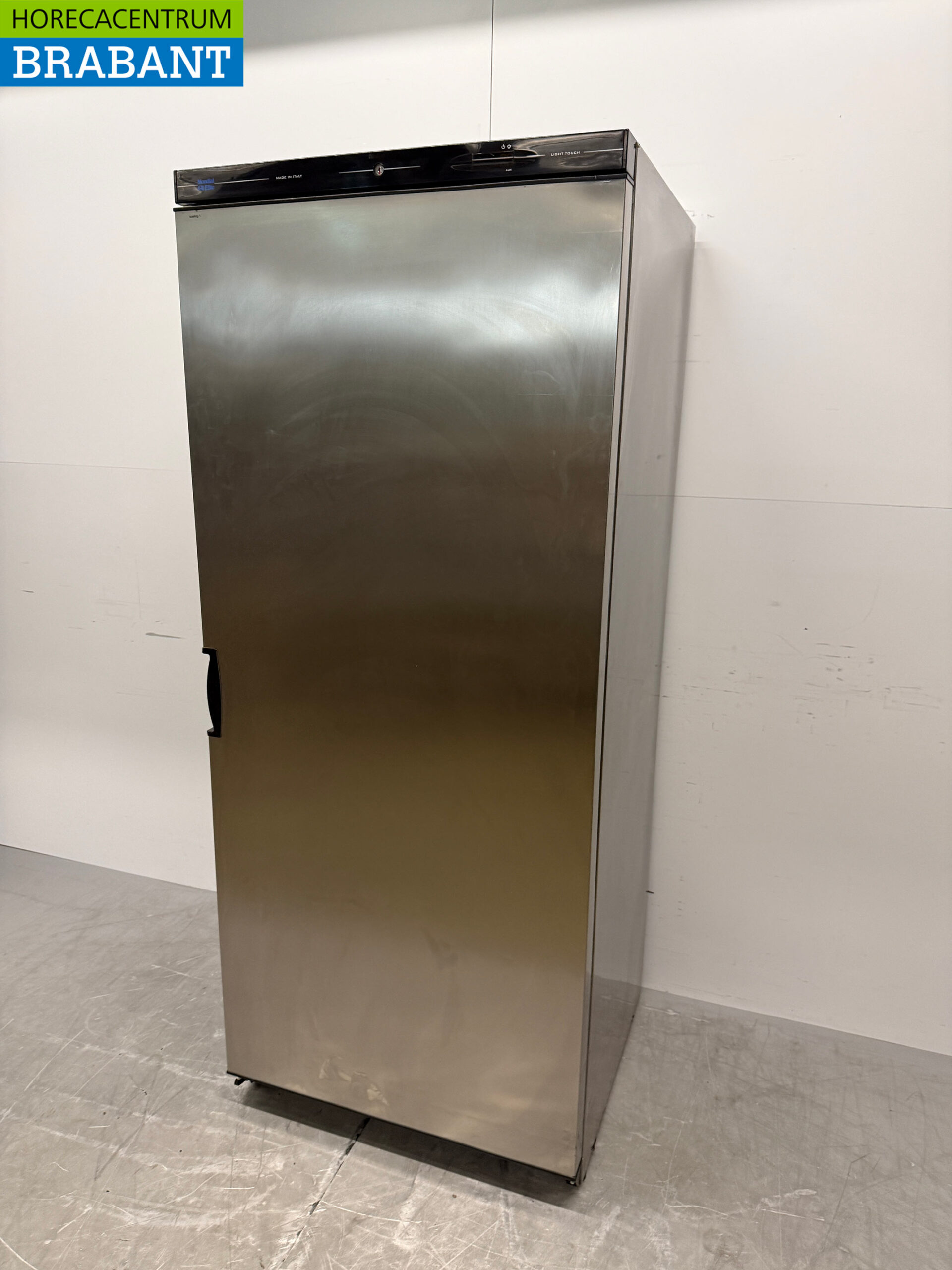 Stainless steel Mondial Elite Refrigerator 458 liters 230V Catering - Image 2