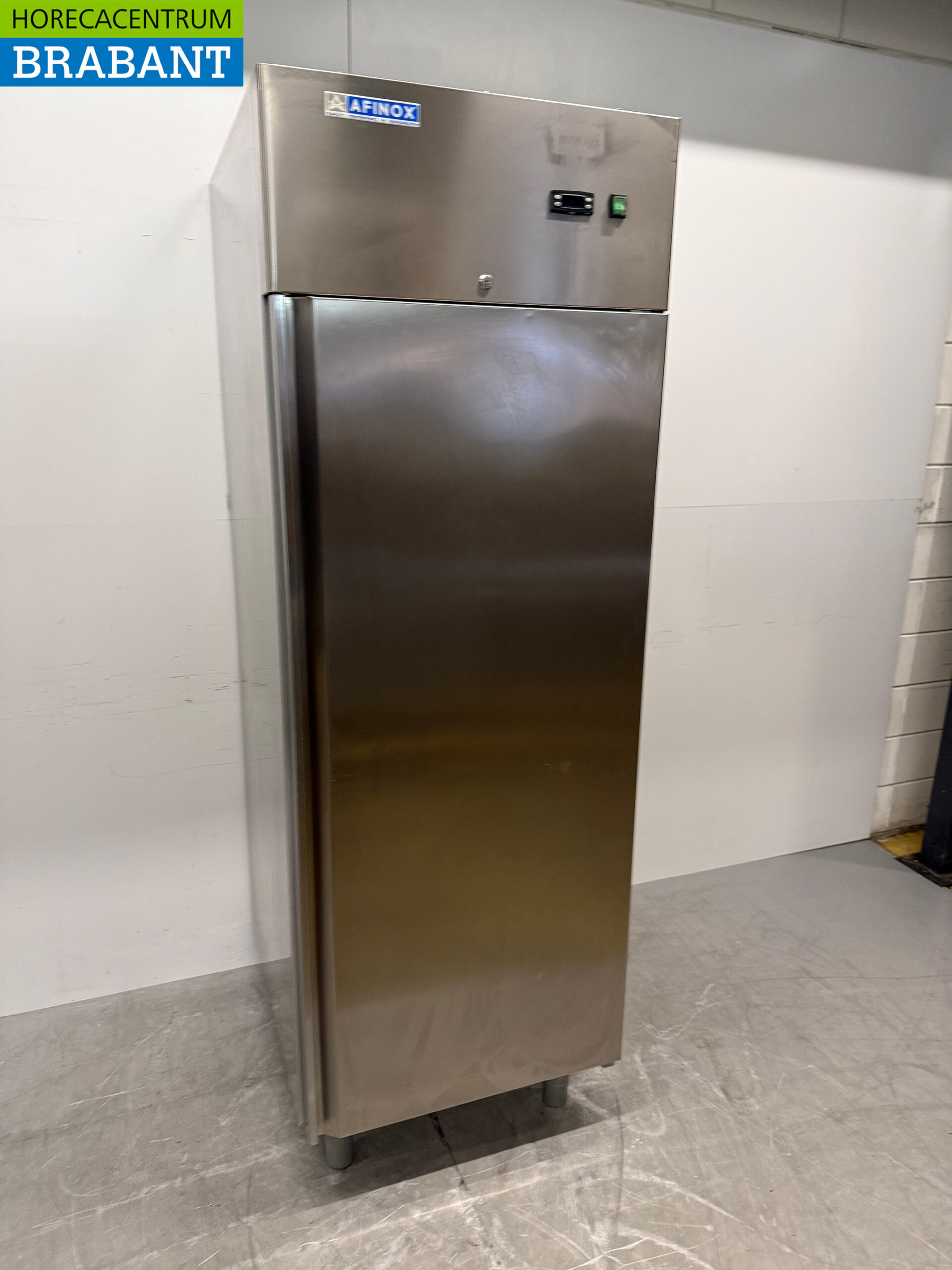 Stainless steel Afinox Refrigeration 700 liters 230V Horeca - Image 3