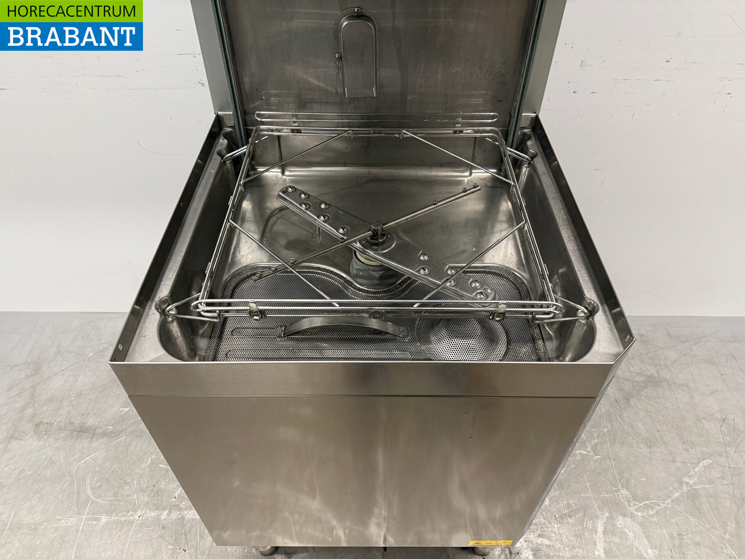 Stainless steel Zanussi HHT8 Sliding dishwasher 400V Catering - Image 4