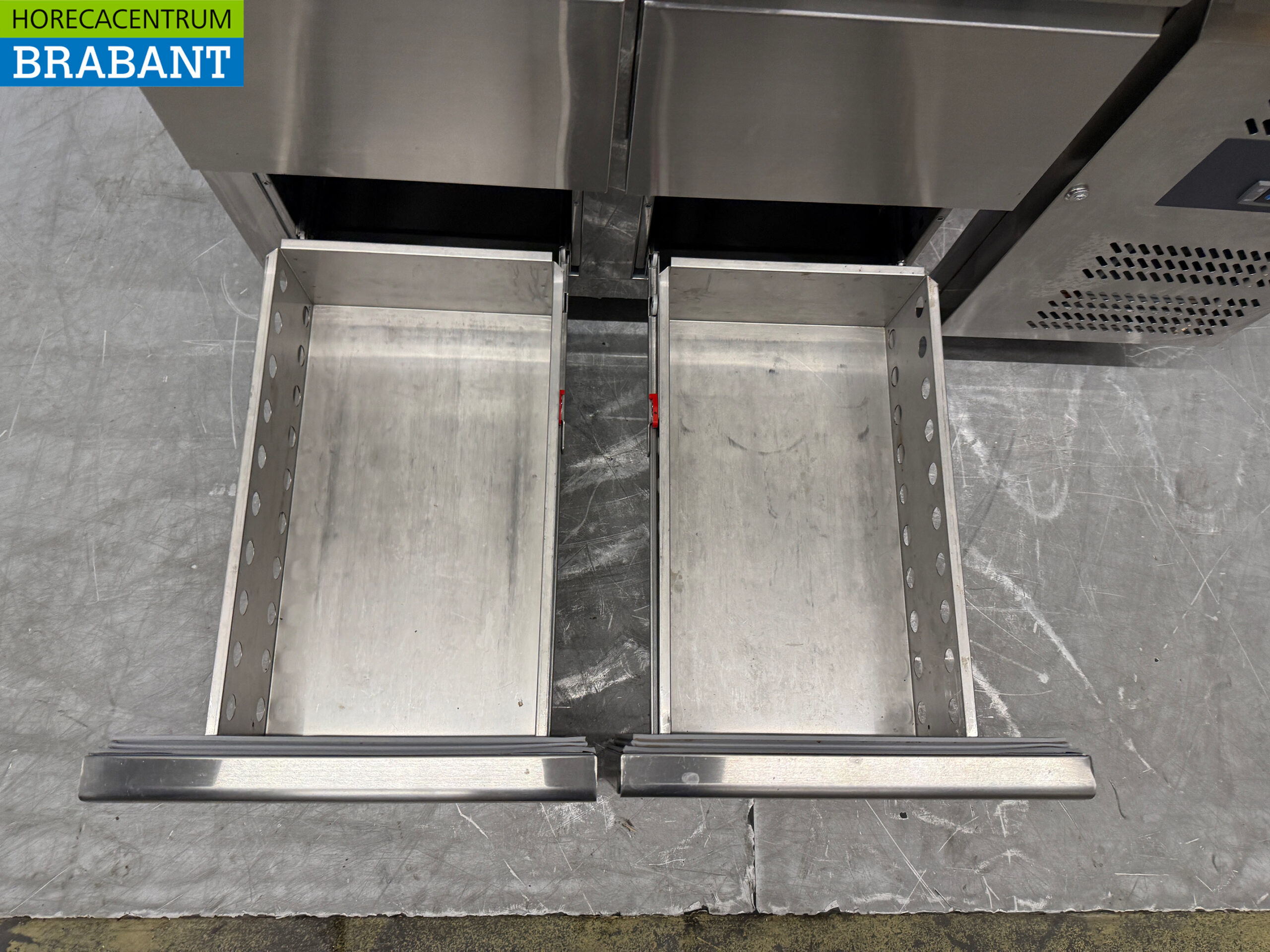 Stainless steel Ecofrost Refrigerated Workbench 4 Drawers 136 cm 230V Catering - Image 4