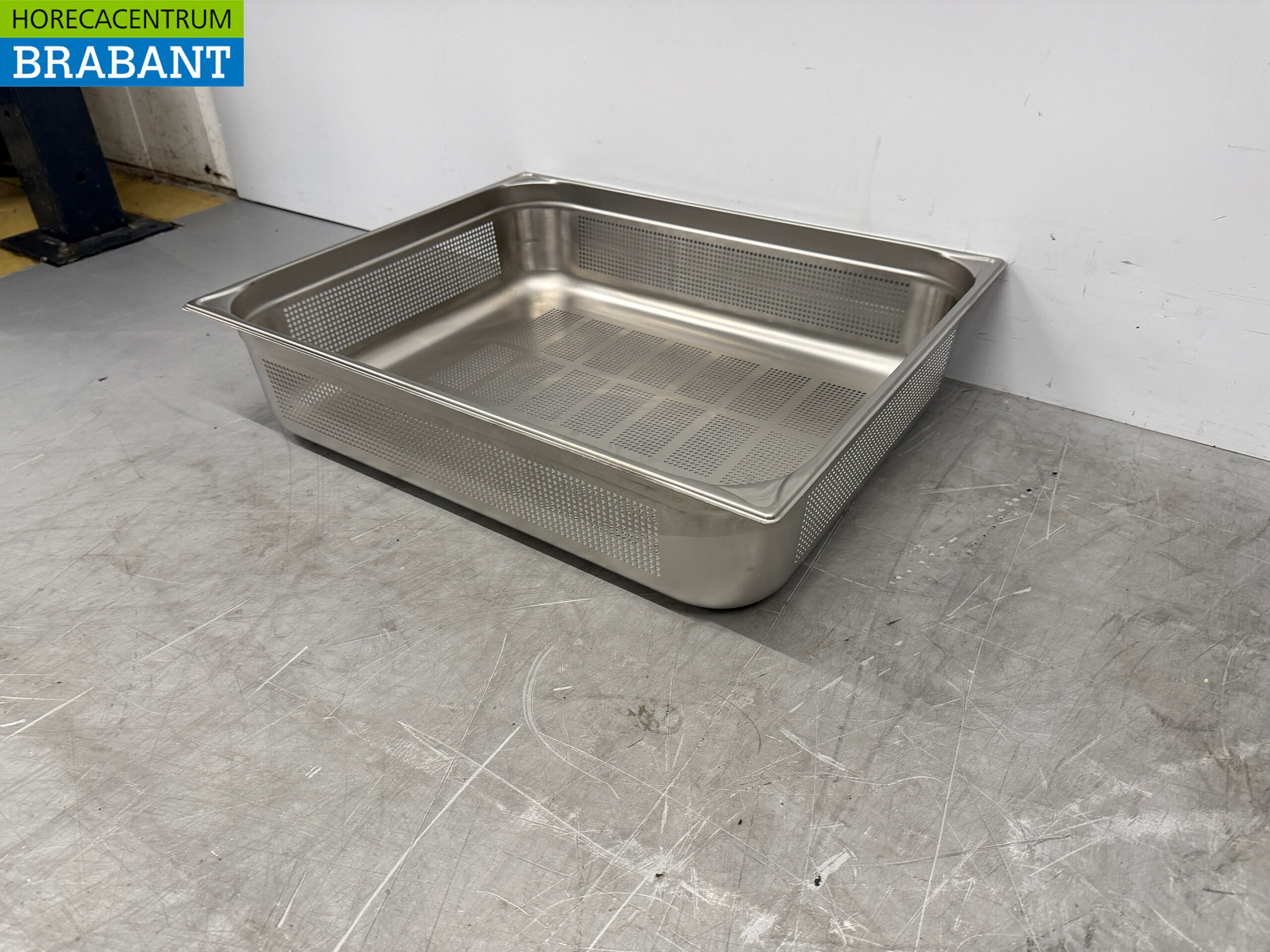Stainless steel Blanco 2/1 GN - Gastronorm Tray Perforated 150 mm Catering - Image 2
