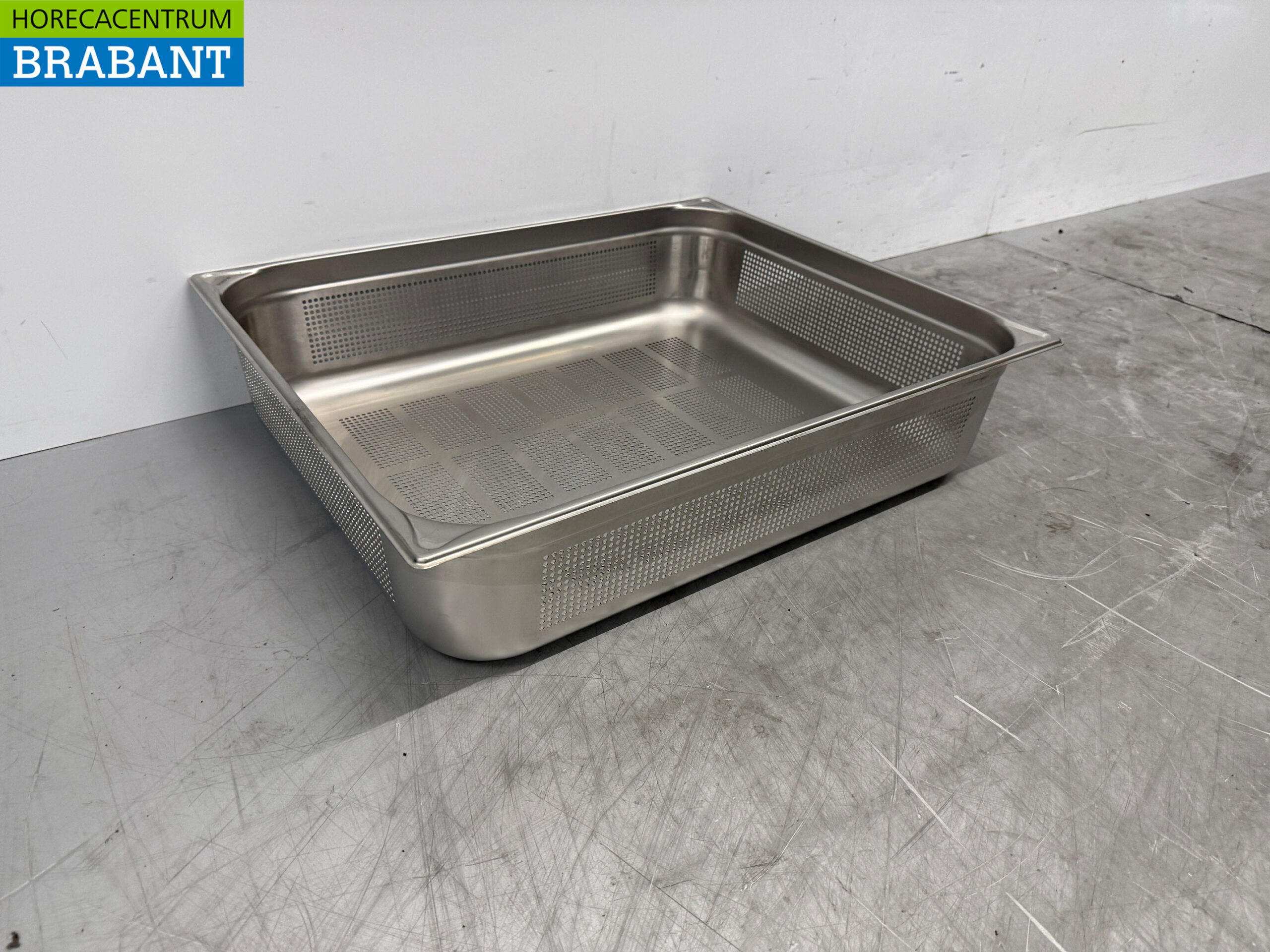 Stainless steel Blanco 2/1 GN - Gastronorm Tray Perforated 150 mm Catering - Image 3