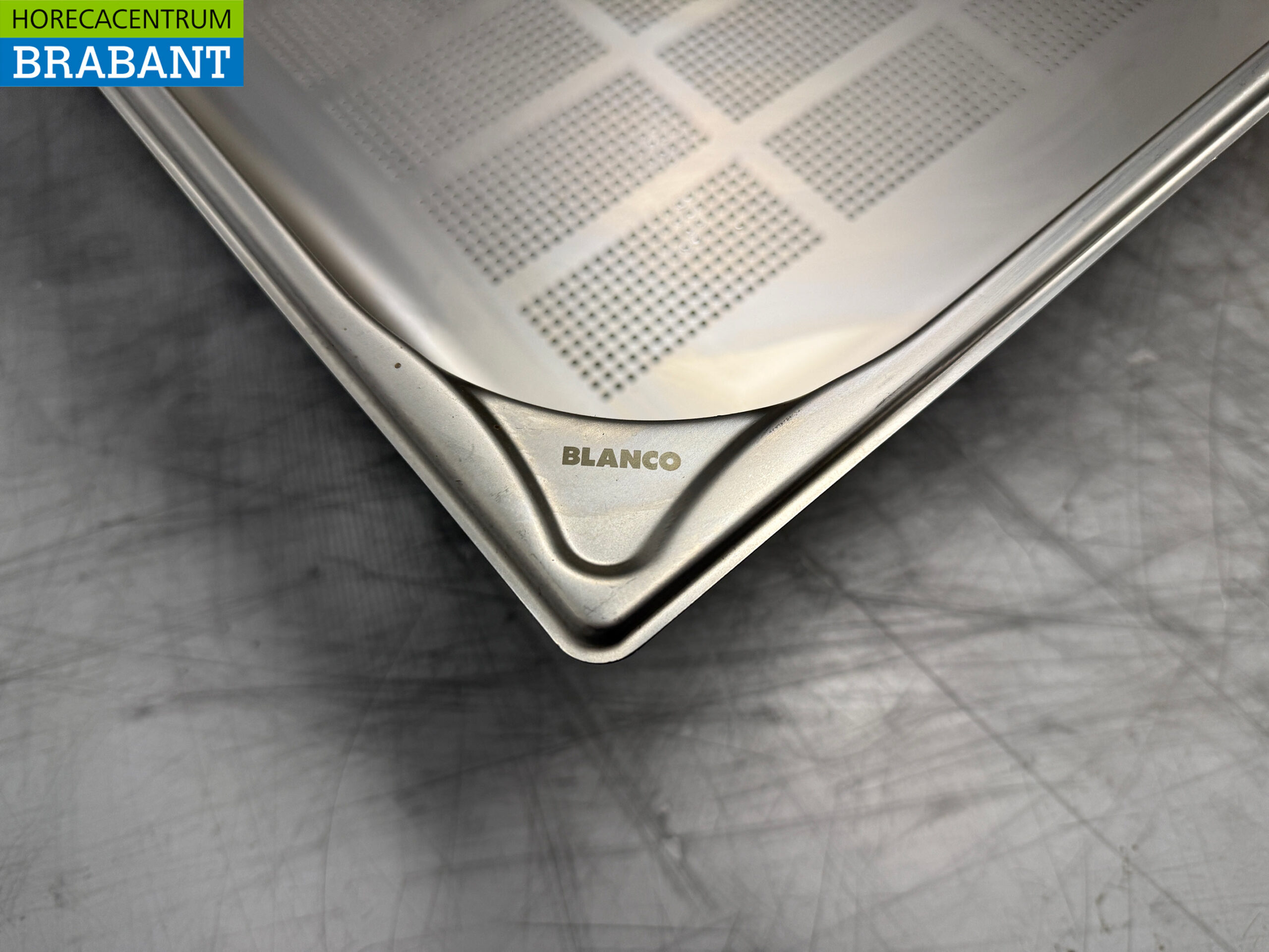 Stainless steel Blanco 2/1 GN - Gastronorm Tray Perforated 150 mm Catering - Image 5