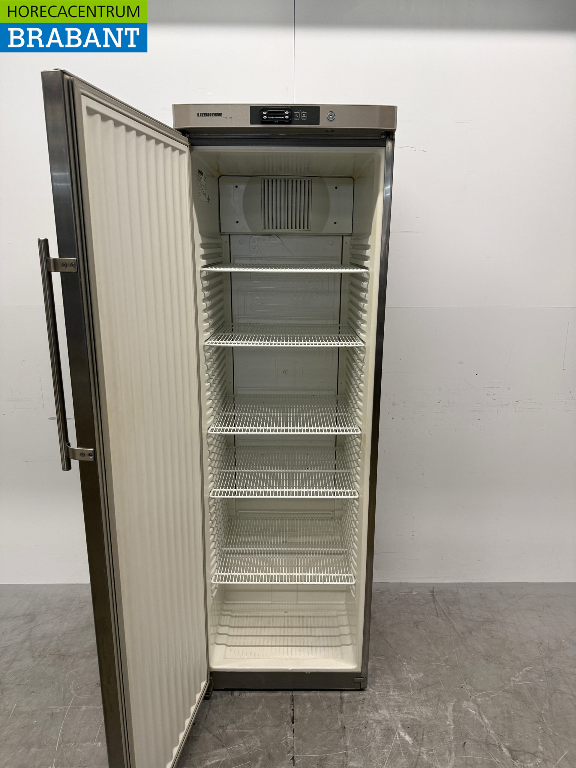 Stainless steel Liebherr Refrigerator 434 liters 230V Horeca - Image 4