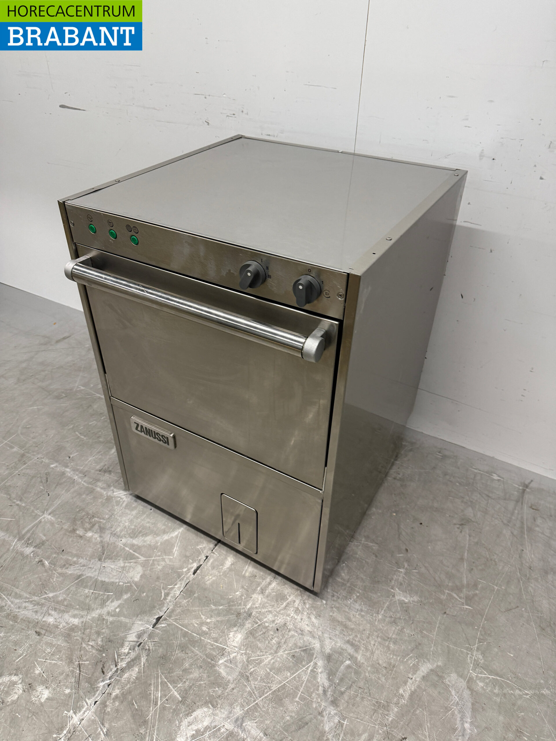 Zanussi LS 62 Stainless Steel Dishwasher, 400V, Commercial - Image 2