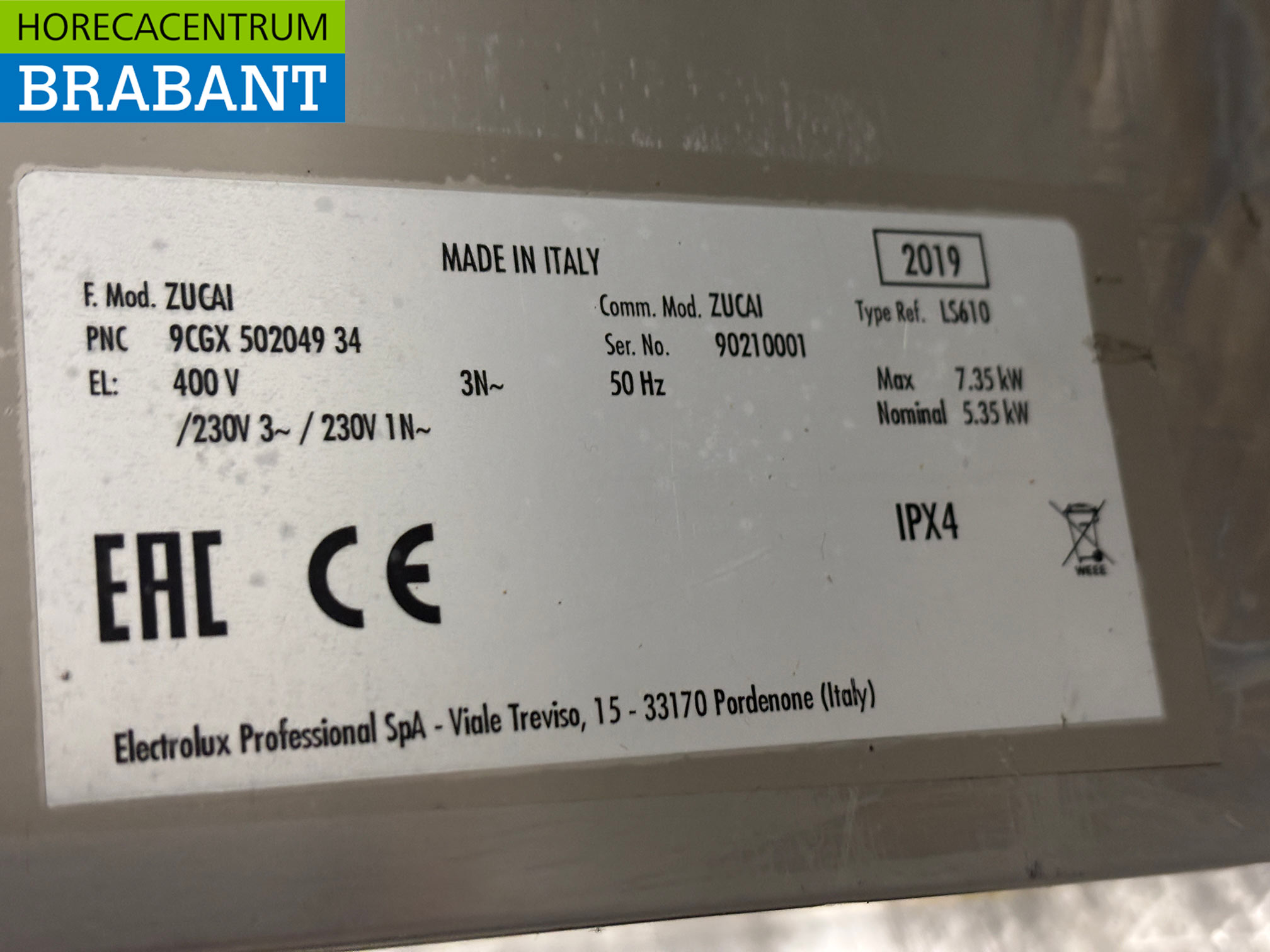 Stainless steel Zanussi Dishwasher with drain pump 400V Catering - Image 5