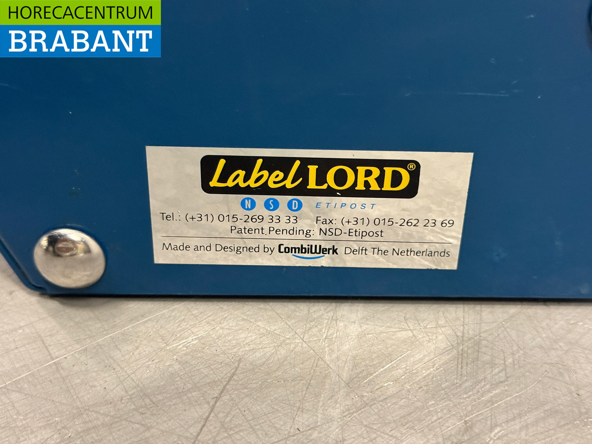 Label Lord Sticker Dispenser Sticker Roll Holder for the Hospitality Industry - Image 5