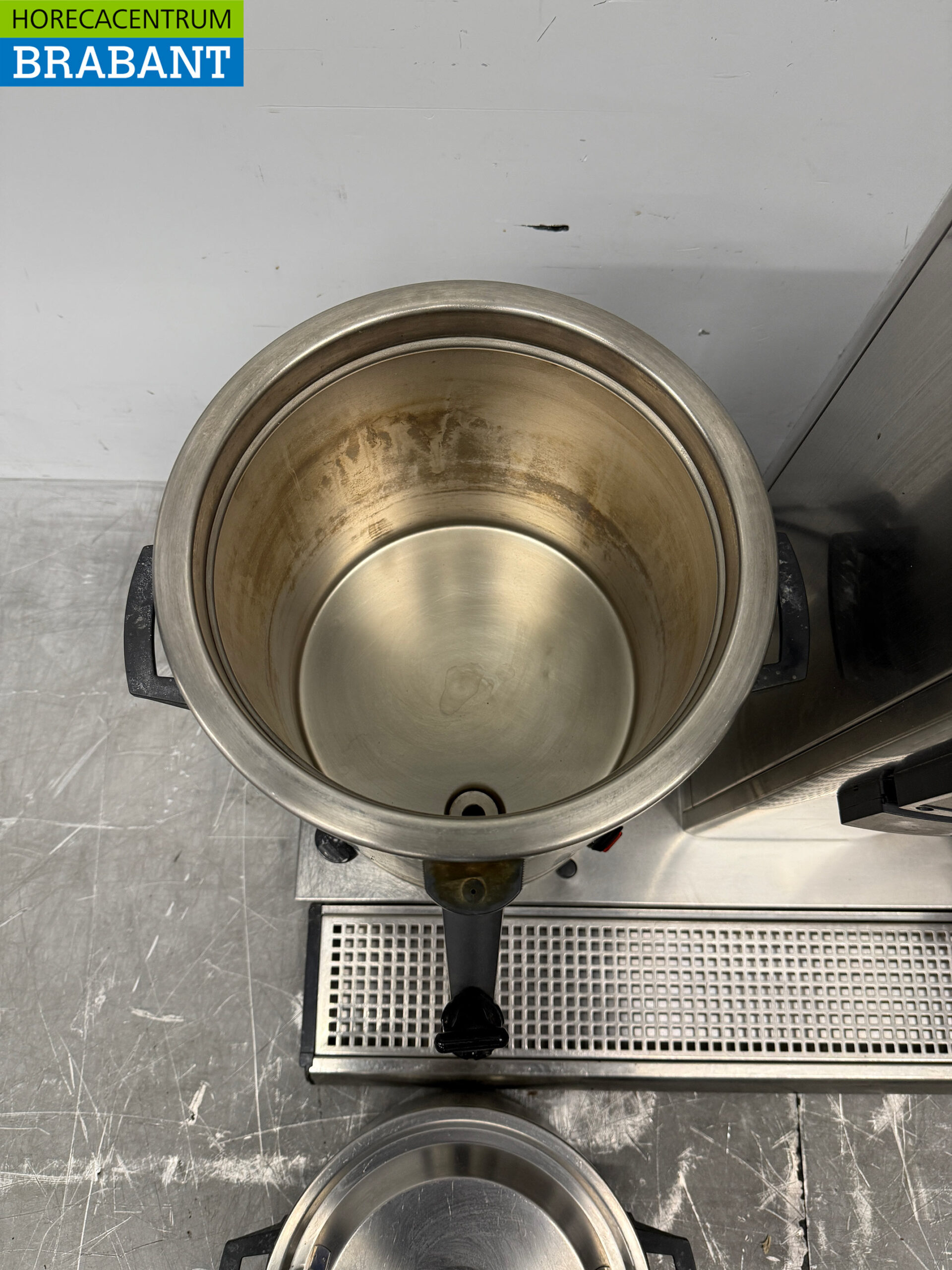 Stainless Steel Bravilor Bonamat Percolator Coffee Machine, 2 x 10 liters, 400V, Commercial Use - Image 5
