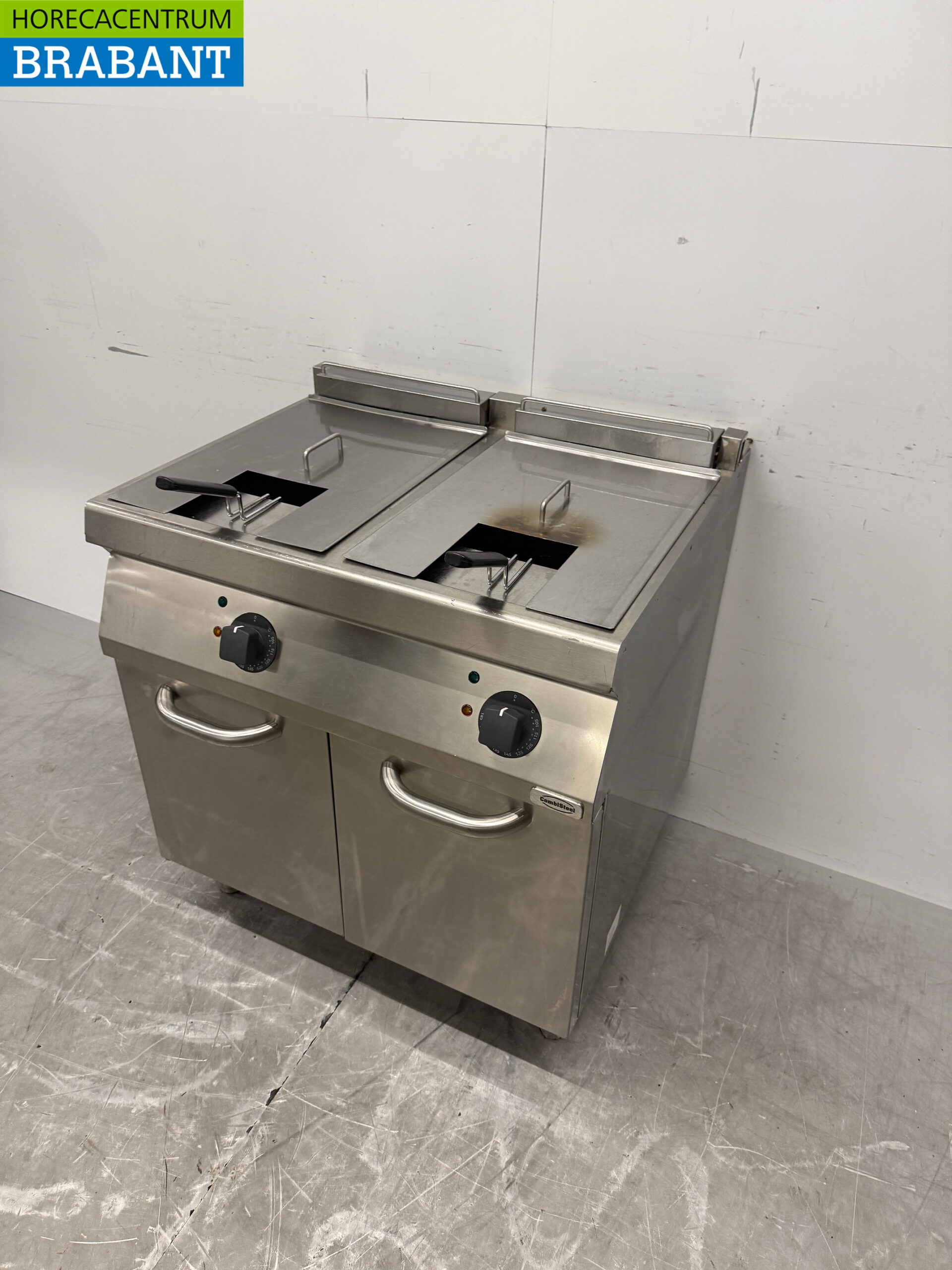 Zanussi Stainless Steel Double Fryer, 2 x 16 liters, 400V, Commercial Use - Image 2