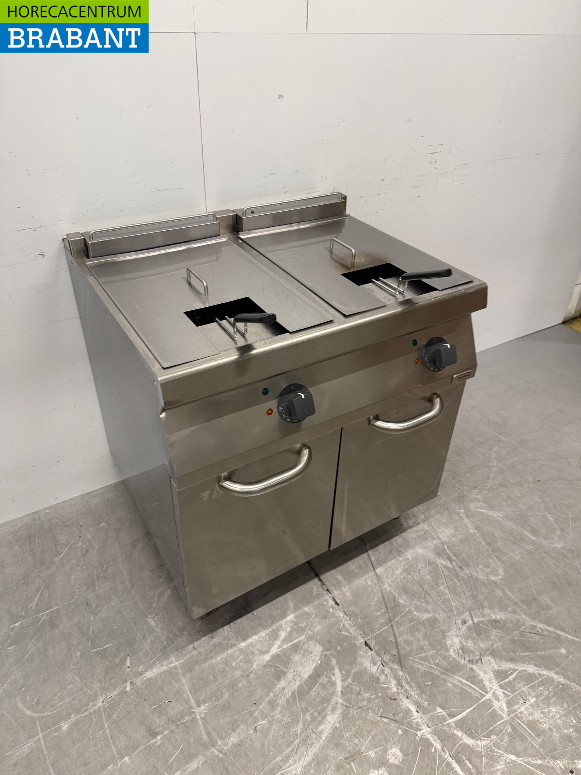 Zanussi Stainless Steel Double Fryer, 2 x 16 liters, 400V, Commercial Use - Image 3