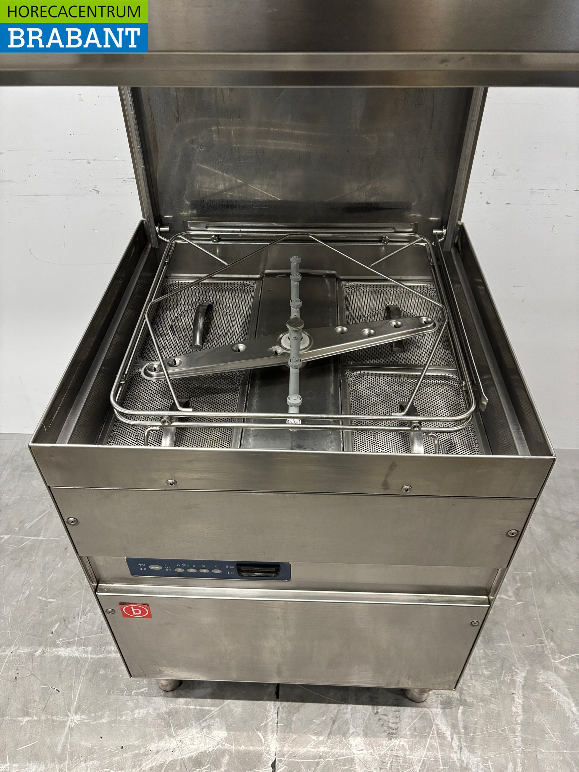 Stainless Steel Rhima Baron Pass-Through Dishwasher, 400V, Commercial Use - Image 4