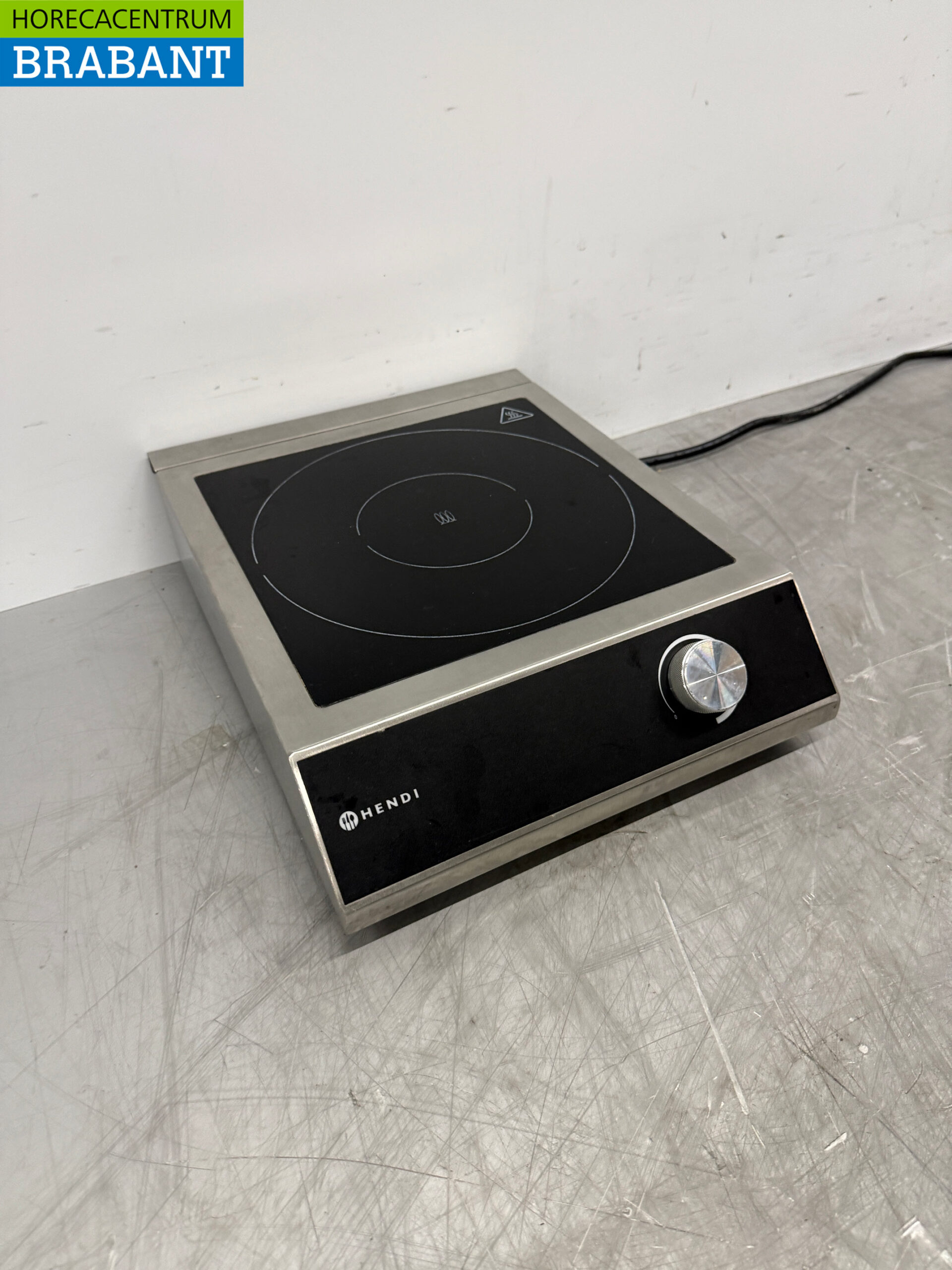 Stainless Steel Hendi Induction Cooktop, 3.5 kW, 230V, Commercial Use - Image 3