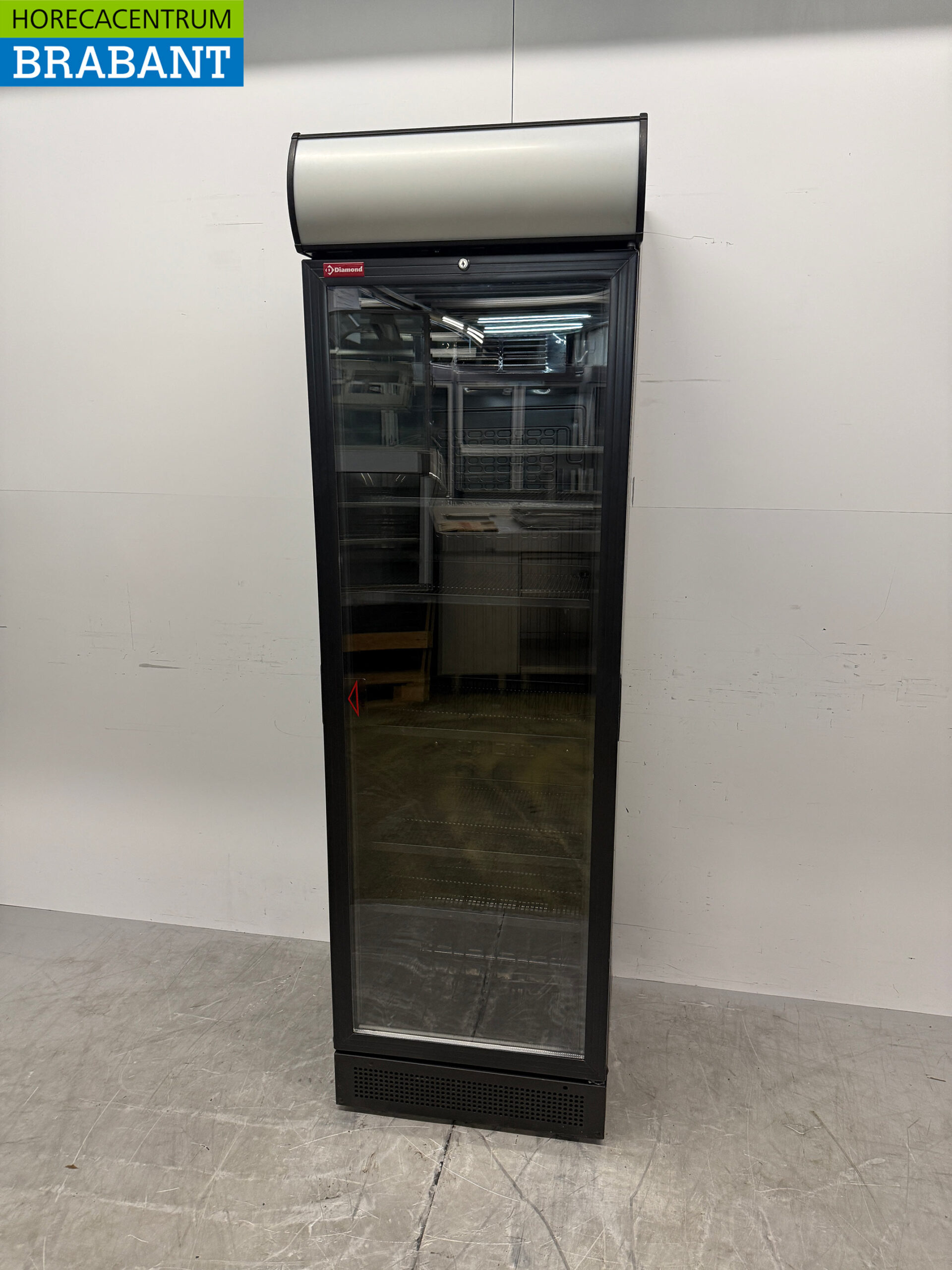 Diamond Glass-Door Refrigerator, 380 liters, 230V, Food Service