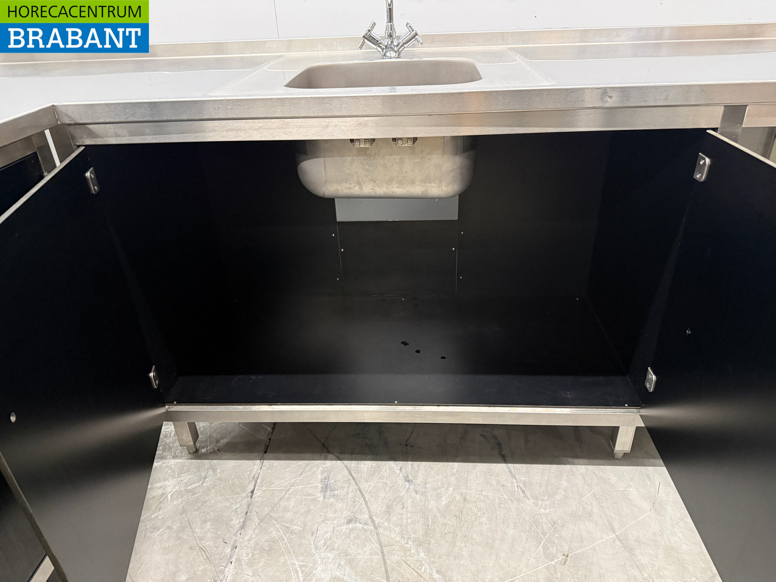 Stainless Steel Sink with Hinged Doors and Drawers, 245 x 170 x 95 cm, Food Service - Image 5
