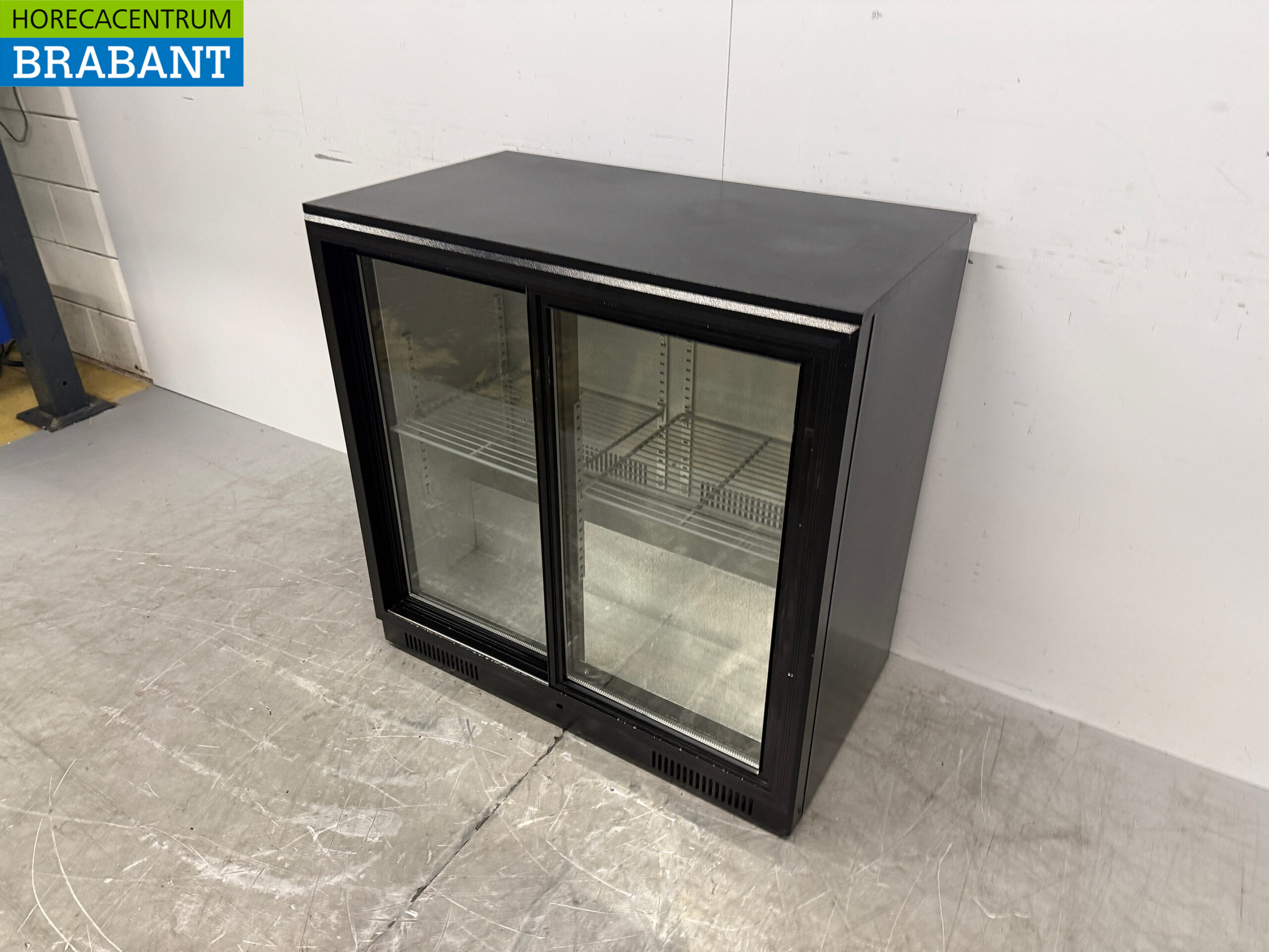 Bar Cooler with 2 Glass Sliding Doors, 90.5 cm, 230V, for the Food Service Industry - Image 2