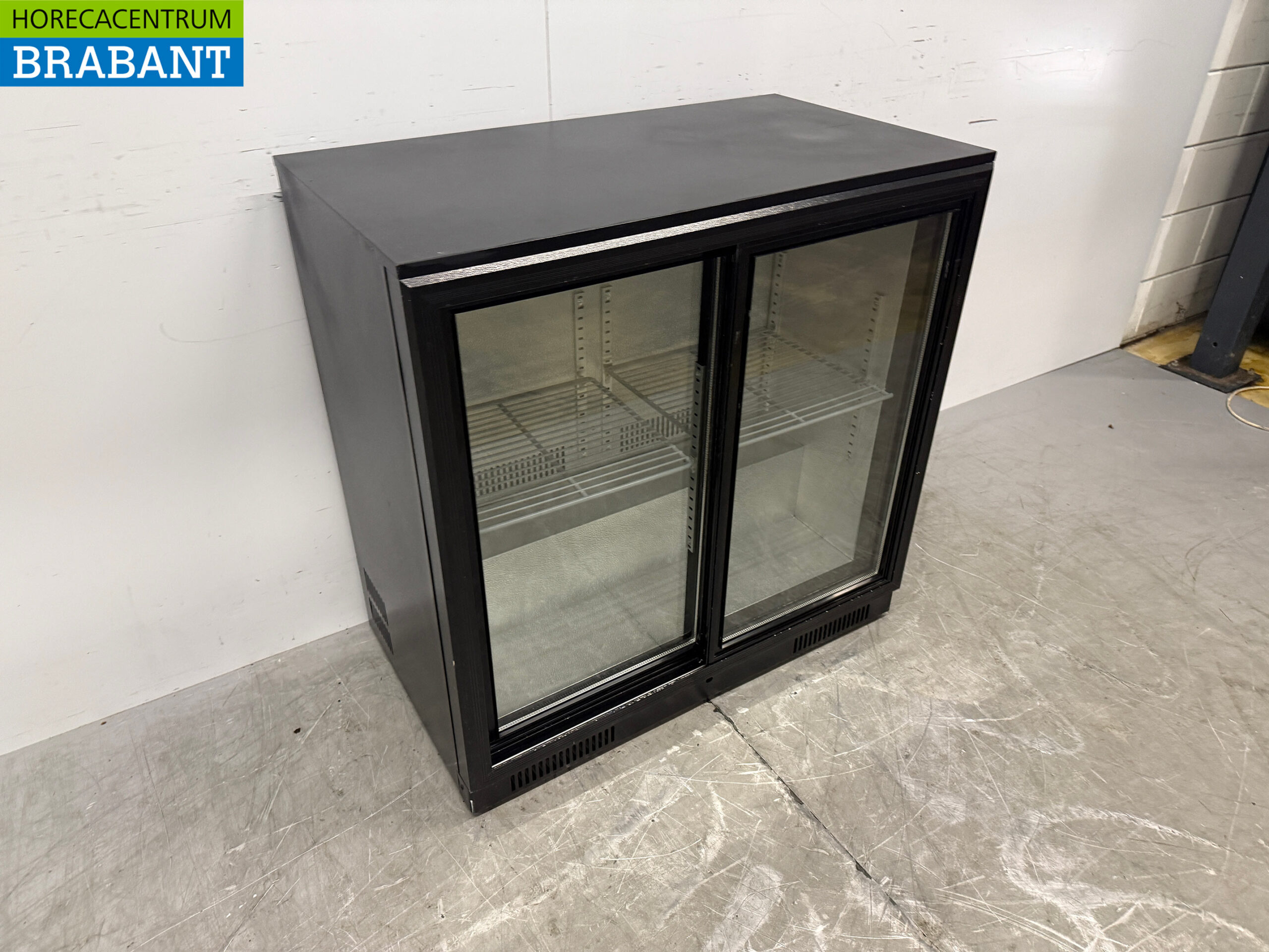 Bar Cooler with 2 Glass Sliding Doors, 90.5 cm, 230V, for the Food Service Industry - Image 3