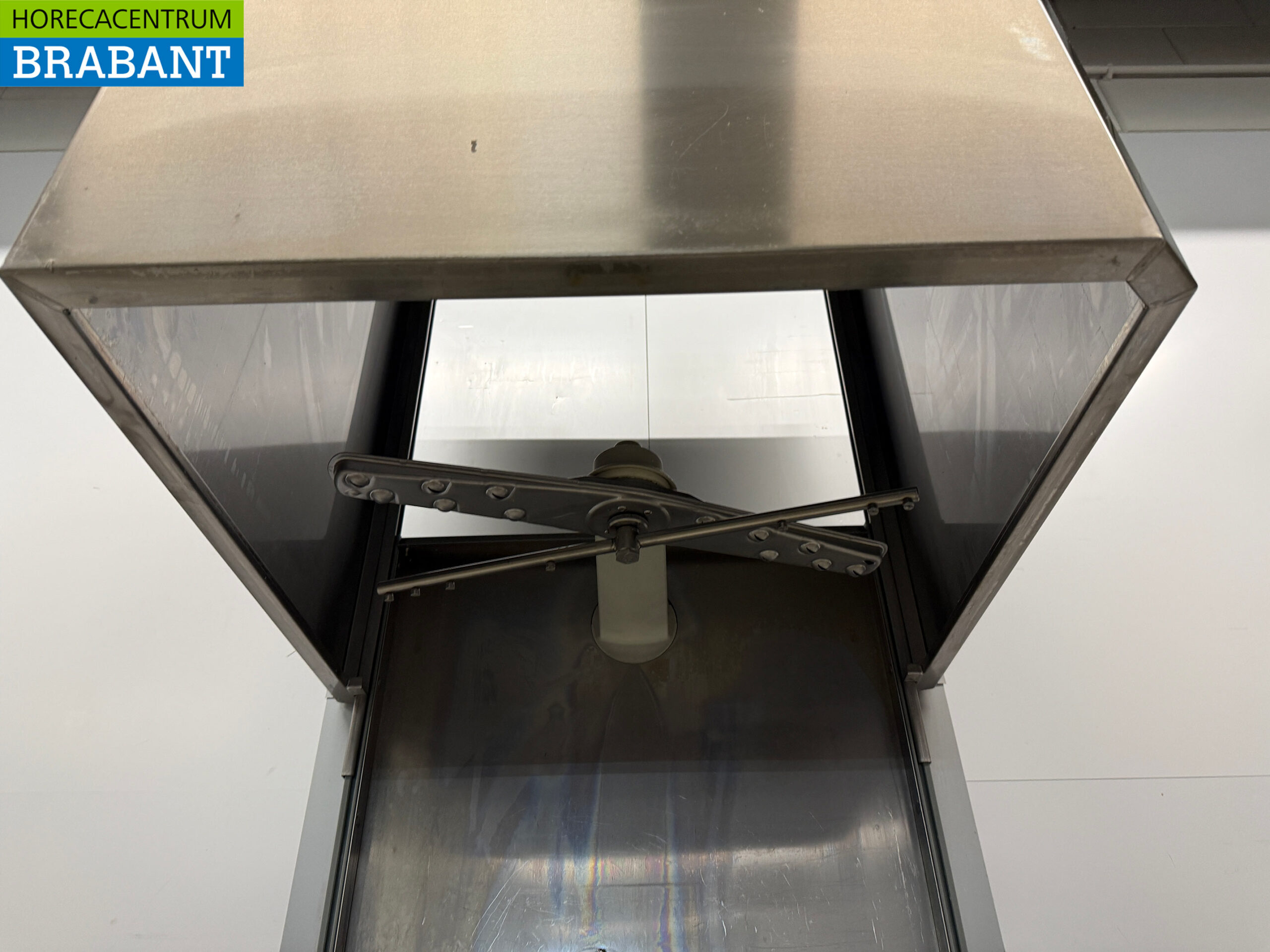 Stainless steel Zanussi HHT8 Sliding dishwasher 400V Catering - Image 5