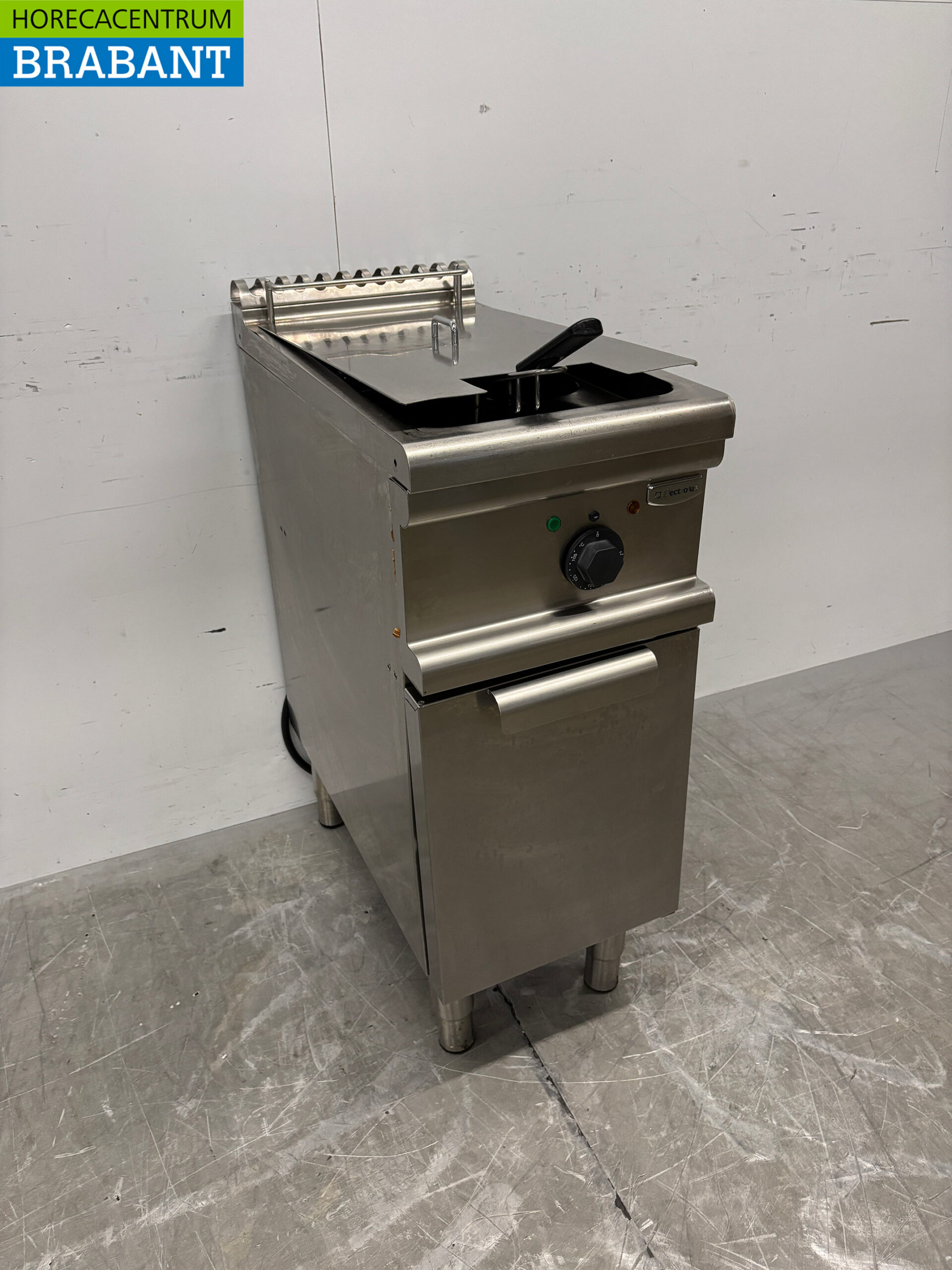 Electrolux Stainless Steel Deep Fryer, 14 liters, 400V, Commercial Use - Image 3