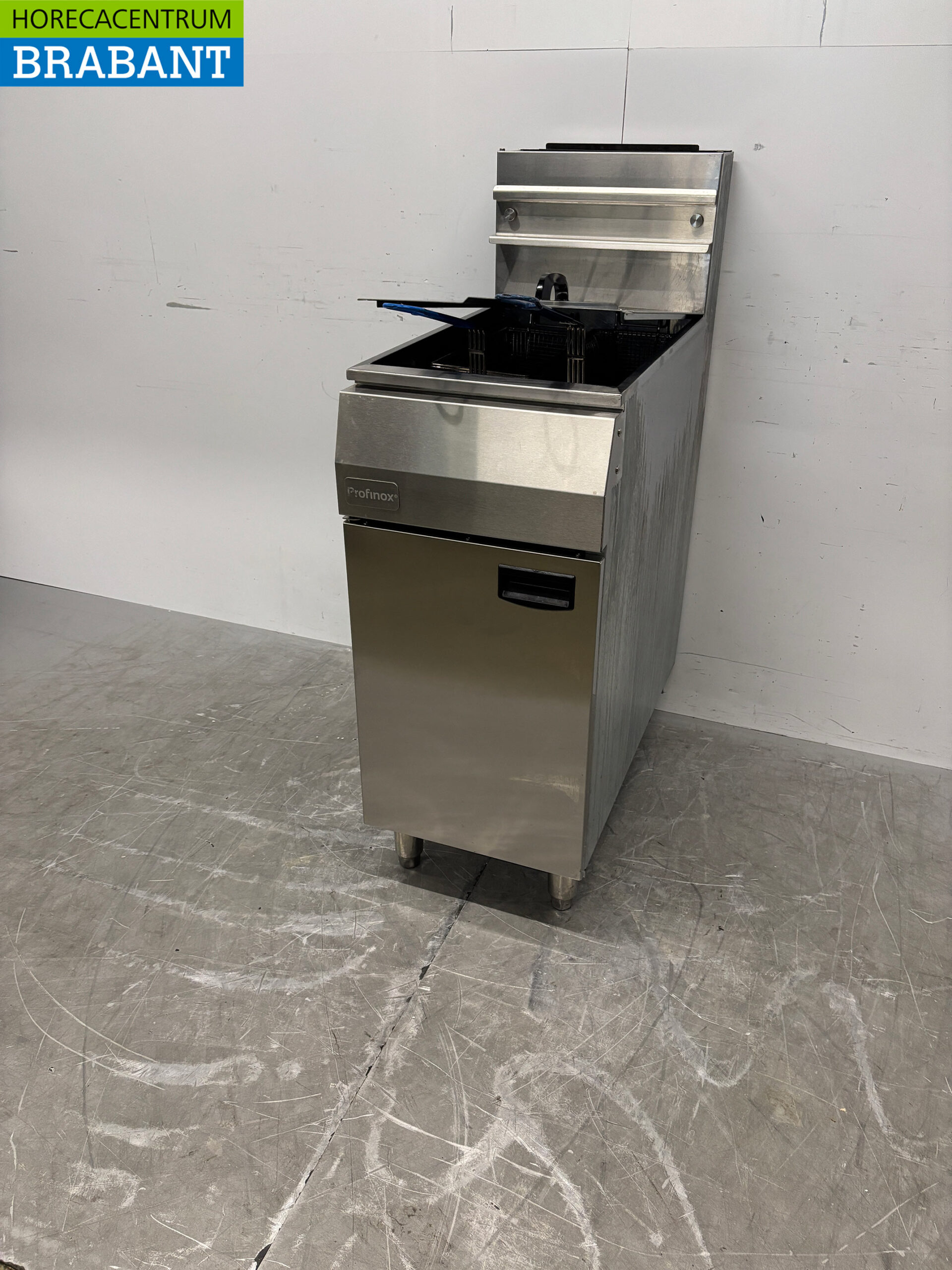 Profinox Stainless Steel 21-Liter Gas Deep Fryer for the Food Service Industry - Image 2