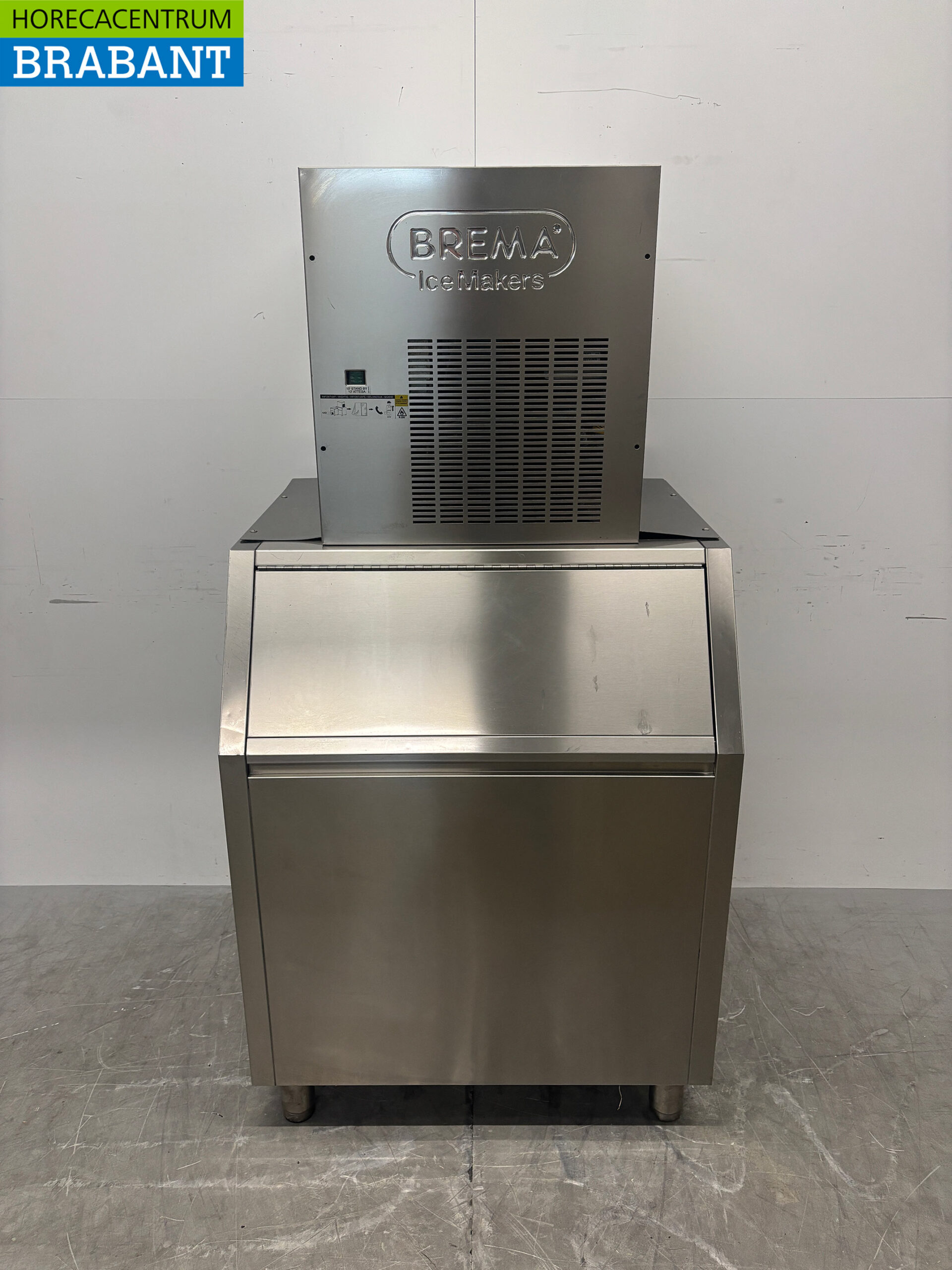 Stainless Steel Brema Flake Ice Machine, 157 kilograms per day, 200-kilogram hopper capacity, 230V, Food Service