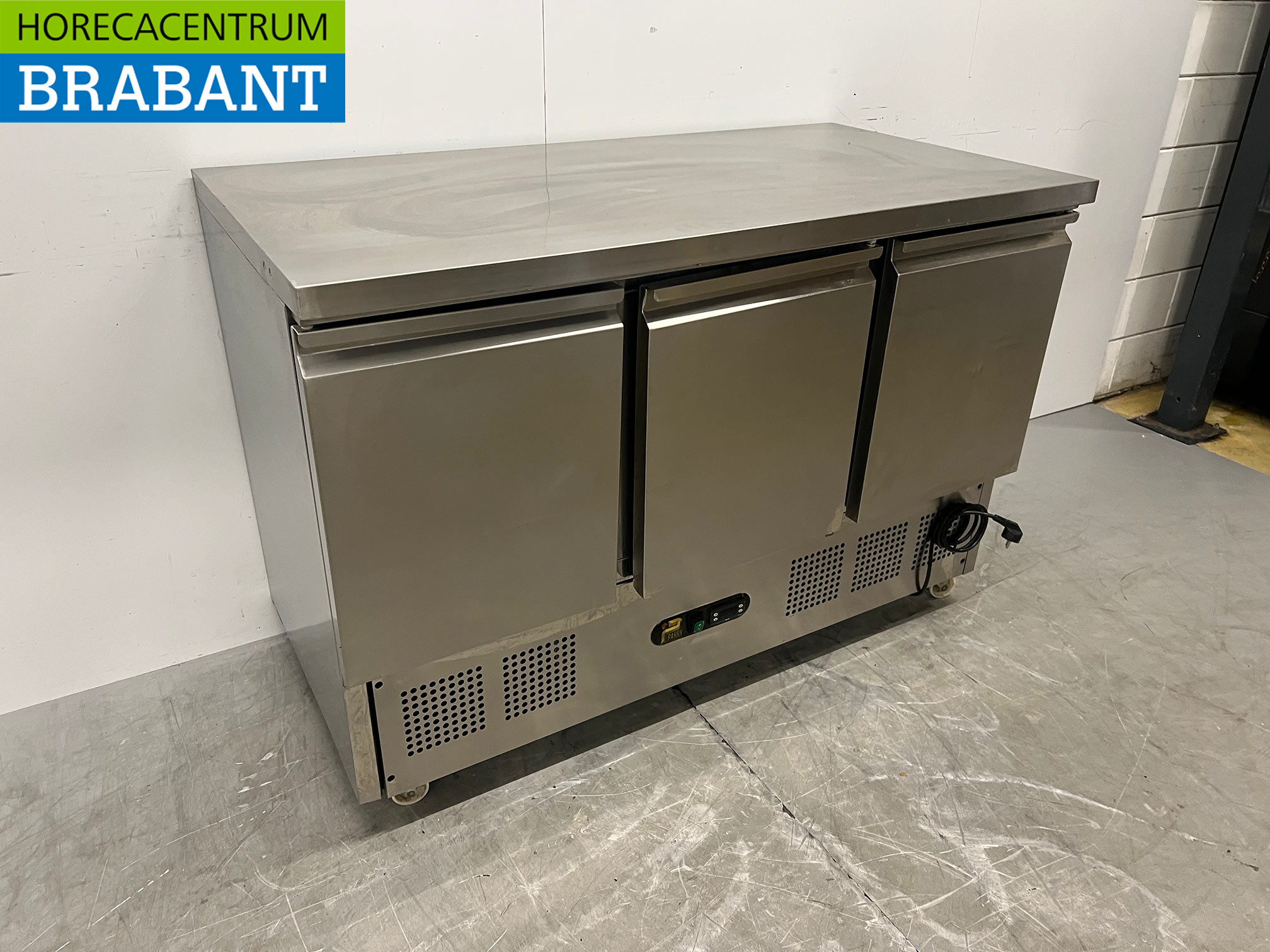 Stainless Steel Parry Mobile Refrigerated Workbench, 3 Doors, 137 cm, 230V, Food Service - Image 3