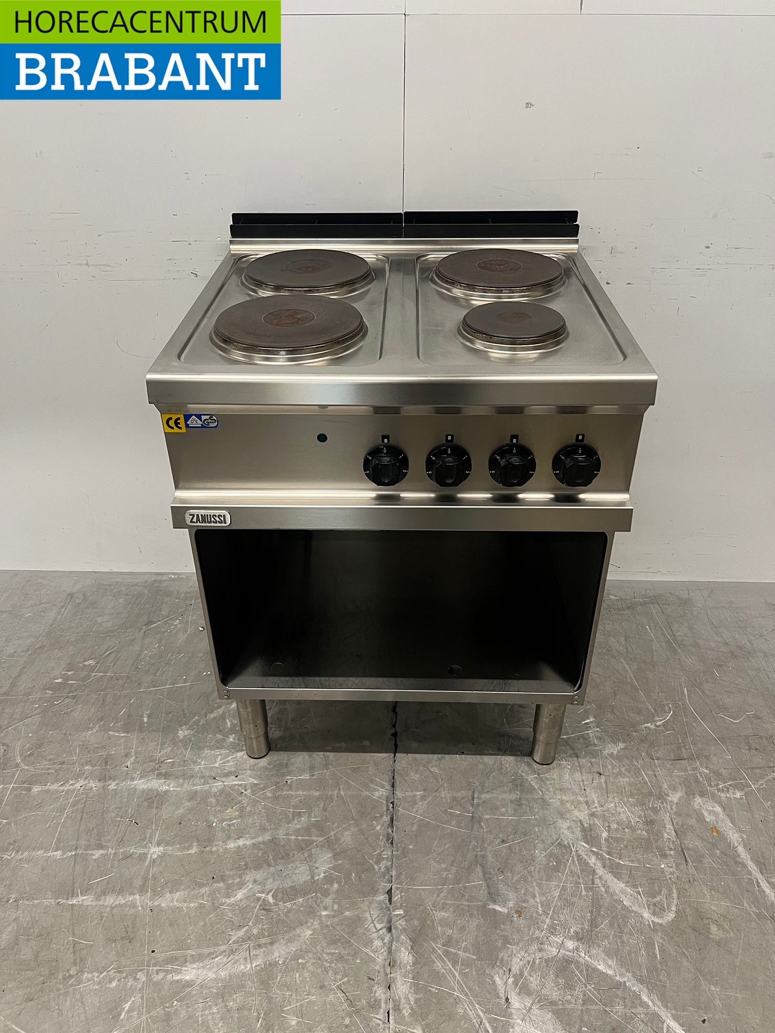 Zanussi Stainless Steel 4-Burner Electric Stove, 70 cm, 400V, Commercial Use