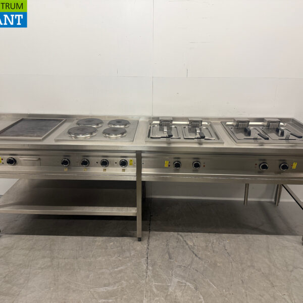 Stainless Steel Mareno Baking Line Baking Sheet, 4-Burner Electric Stove, 2 x Double Deep Fryers (4 x 12 liters), 289 cm, 4 x 400V, Food Service