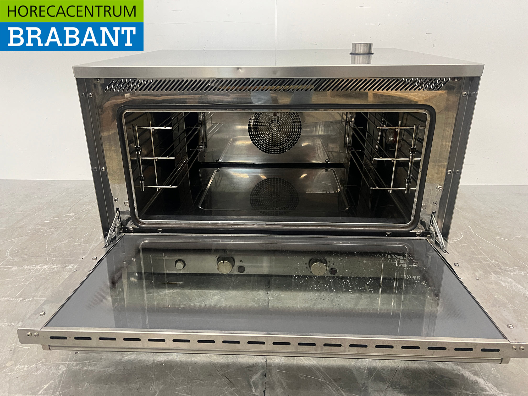 Stainless Steel Garbin Convection Oven 3 x 60/40 cm or 1/1 GN 400V for the Food Service Industry - Image 4