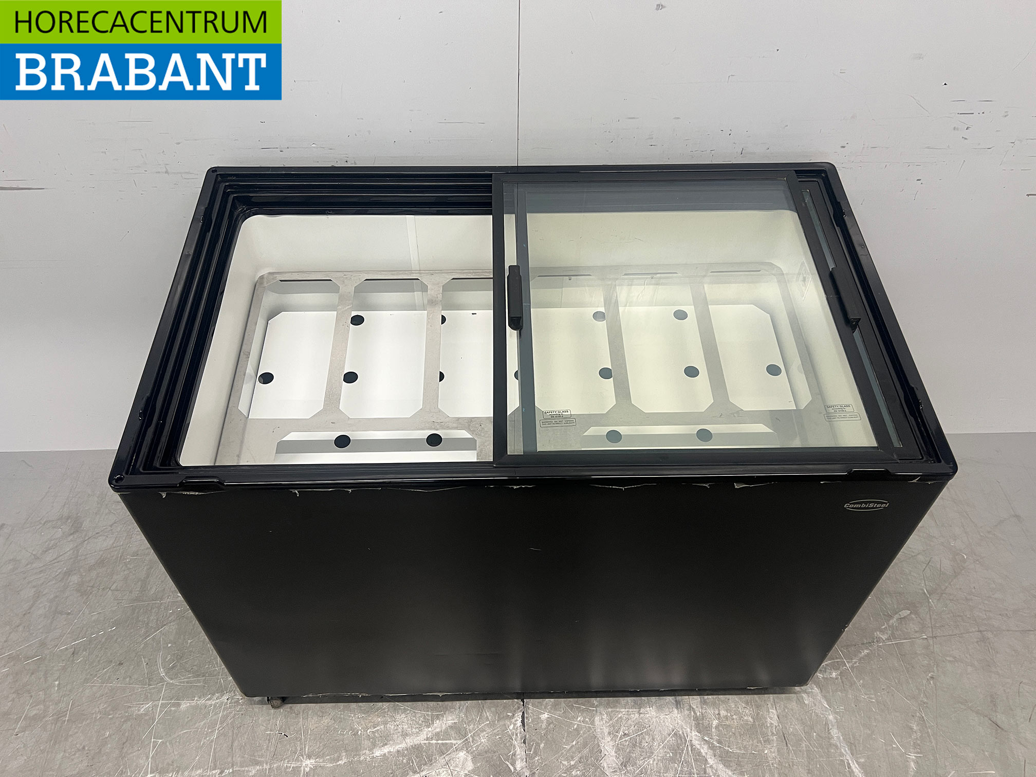 Mobile Combisteel Java Scoop ice cream display case 8 trays 230V Horeca - Image 6