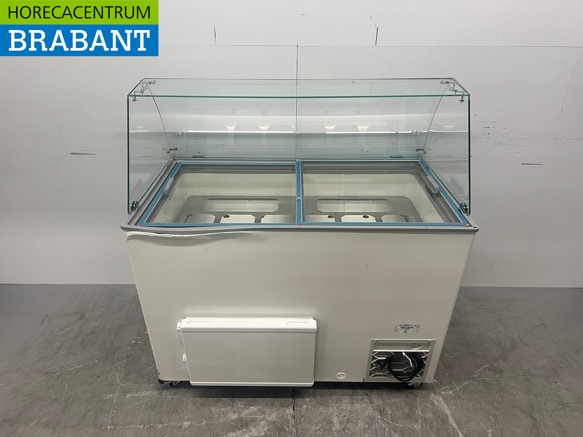 Mobile Combisteel Java Scoop ice cream display case 8 trays 230V Horeca - Image 4