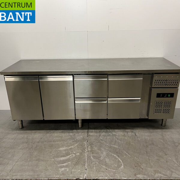 Stainless Steel Maxxfrost Refrigerated Workbench, 2 Doors and 4 Drawers, 223 cm, 230V, Food Service