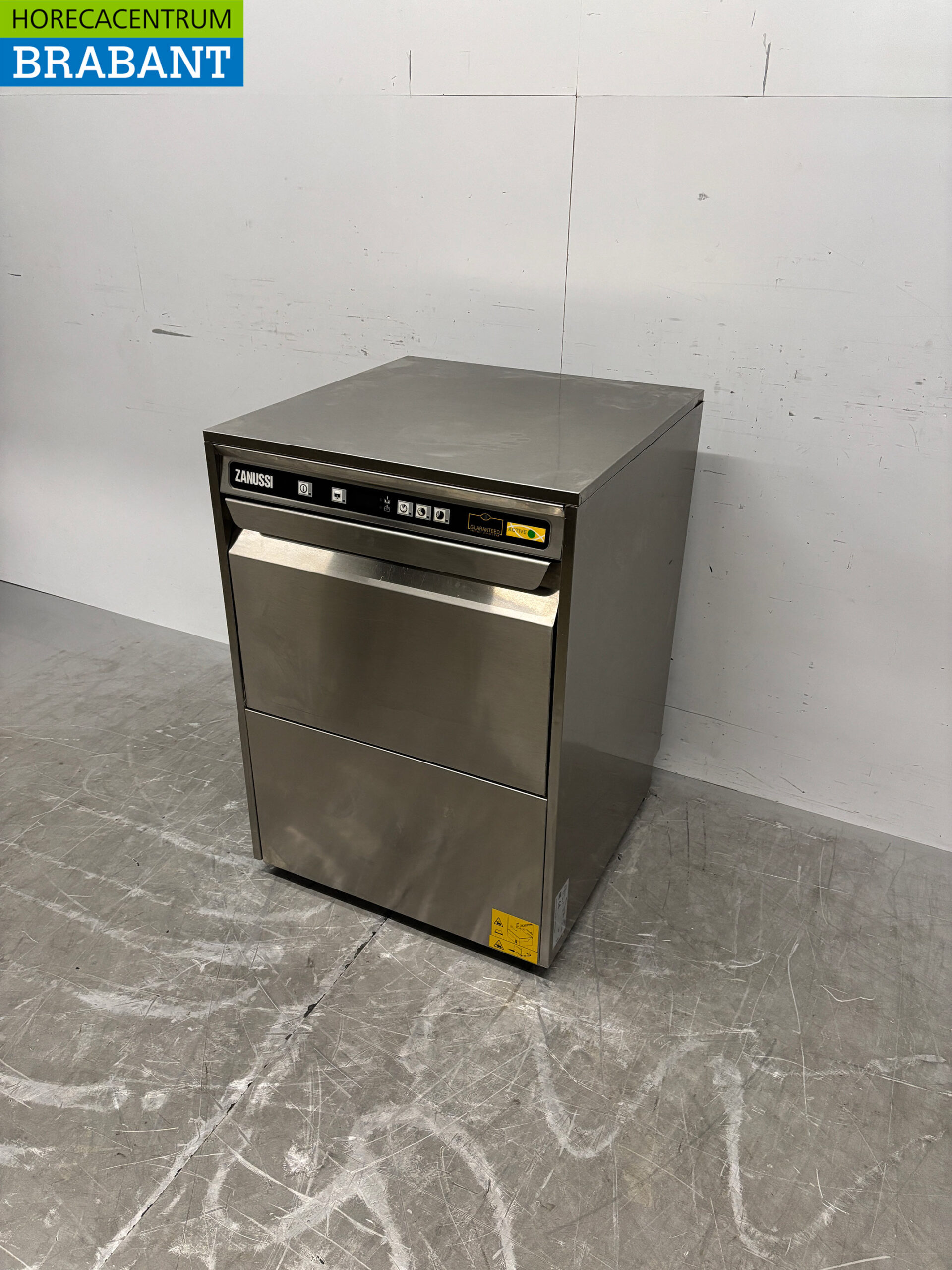 Stainless steel Zanussi Dishwasher 400V Catering - Image 2