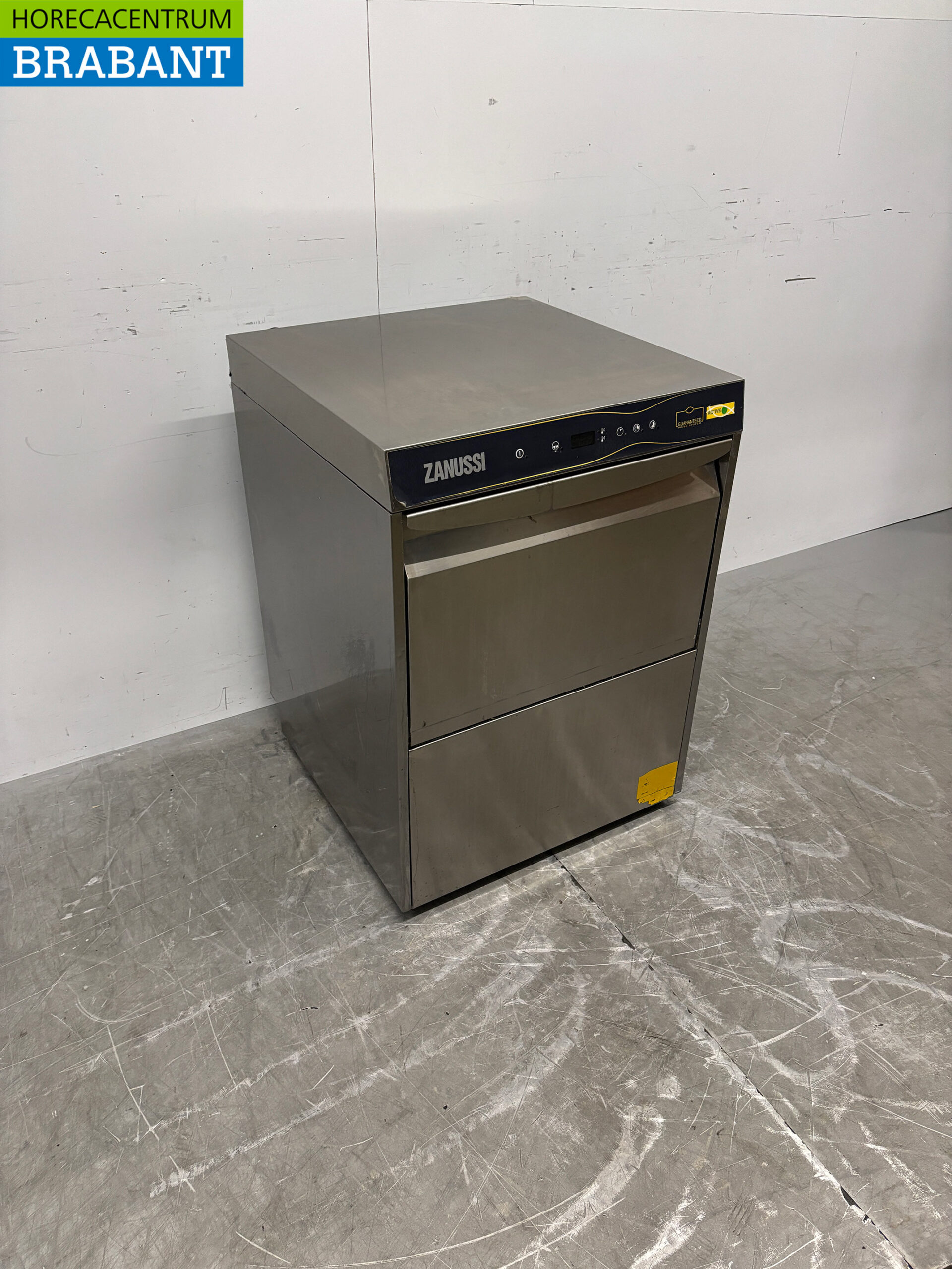 Zanussi ZLAI3 Stainless Steel Dishwasher, 400V - Image 3