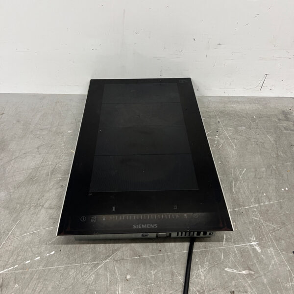 Siemens Built-In Induction Cooktop Flexzone 230V for the Foodservice Industry