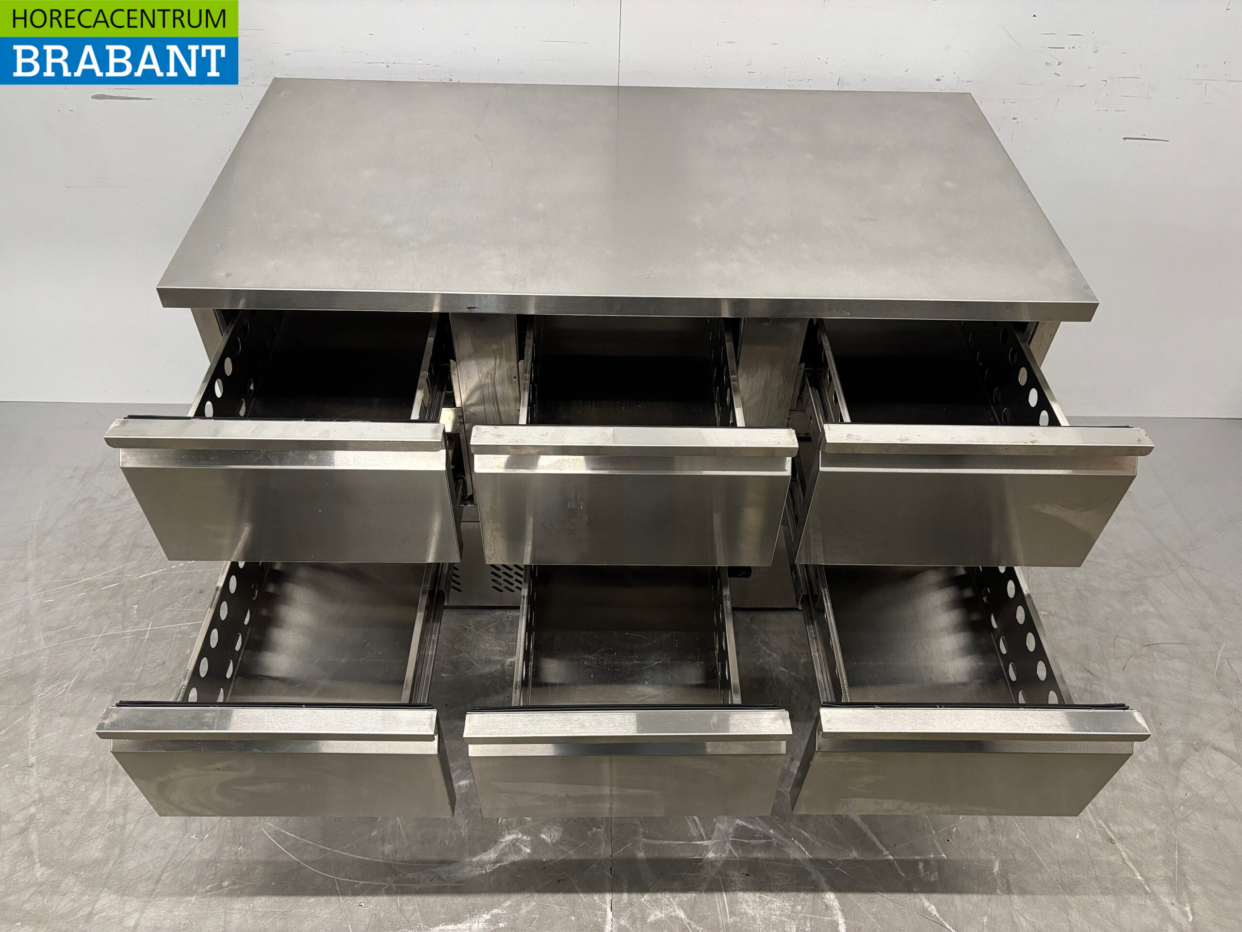 Stainless Steel Pelican Refrigerated Workbench, 6 Drawers, 136.5 cm, 230V, Food Service - Image 4