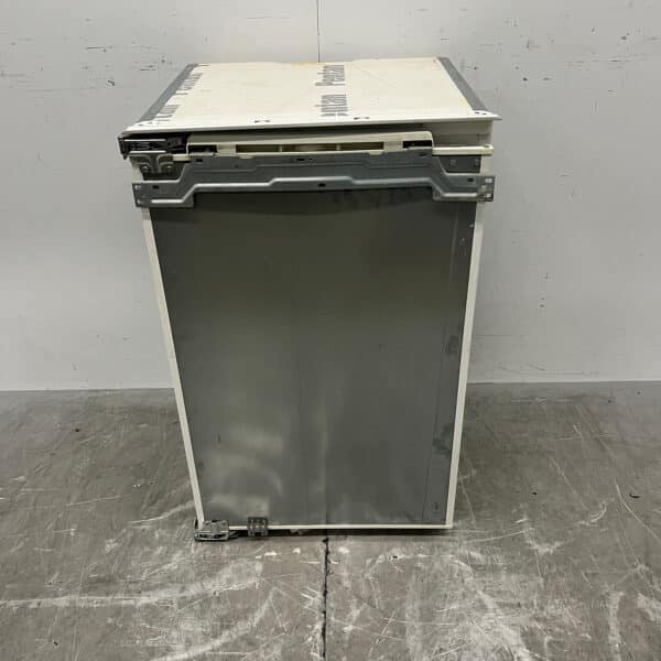 Siemens Built-In Refrigerator, 155 liters, 230V, Commercial Use
