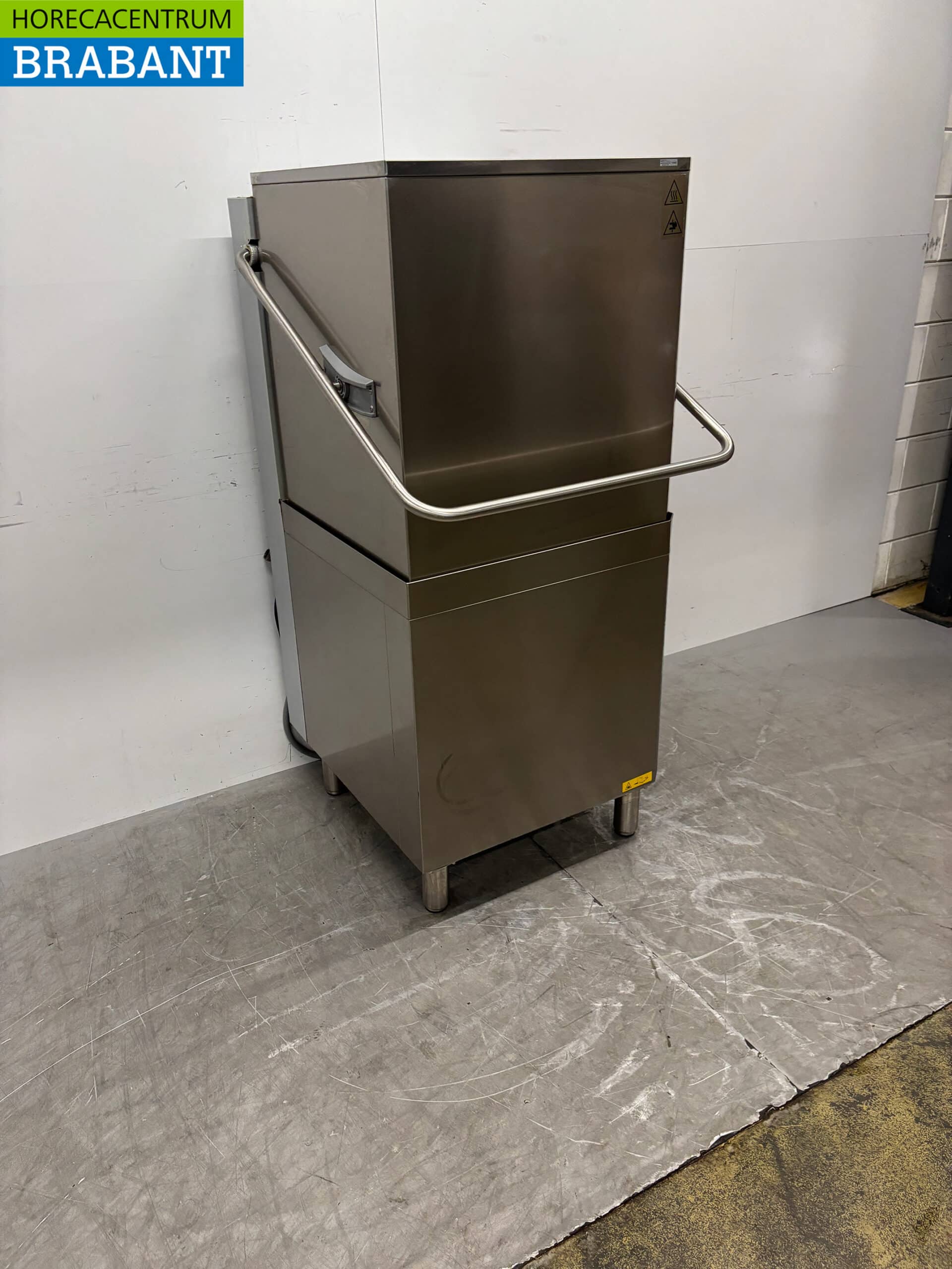 Stainless steel Zanussi HHT8 Sliding dishwasher 400V Catering - Image 3