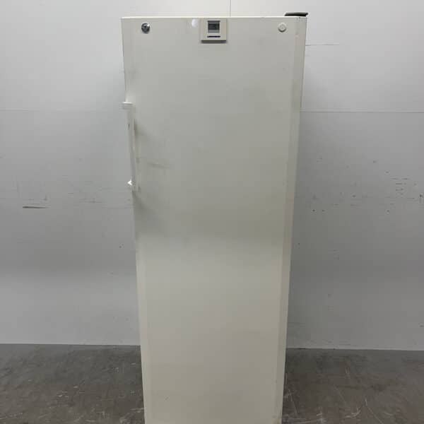 Liebherr Refrigerator, 335 liters, 230V, Food Service