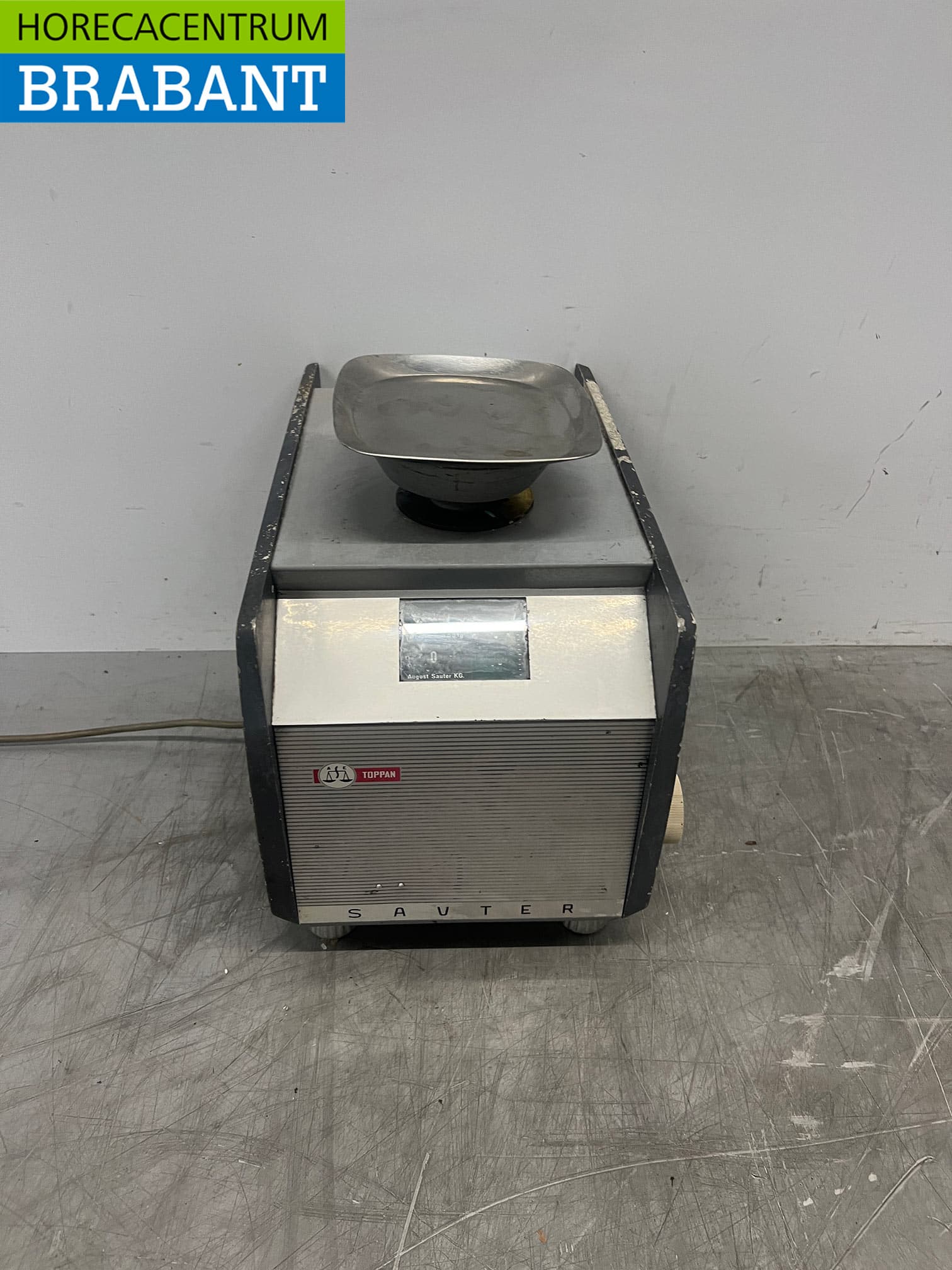 August Sauter Scale 230V for the Food Service Industry