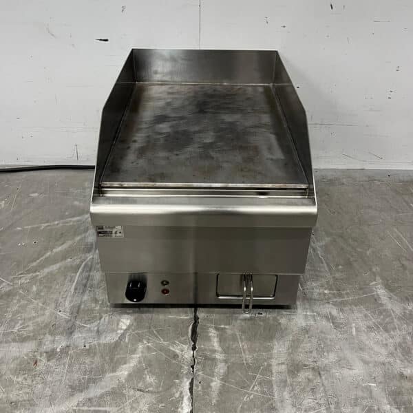 Stainless Steel Mareno Smooth Baking Sheet, 40 cm, 400V, Food Service
