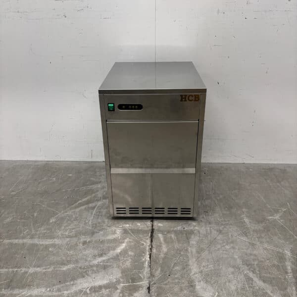 HCB stainless steel ice cube machine ice cube machine 50 kg p/d Bunker capacity 6 kg 230V Horeca