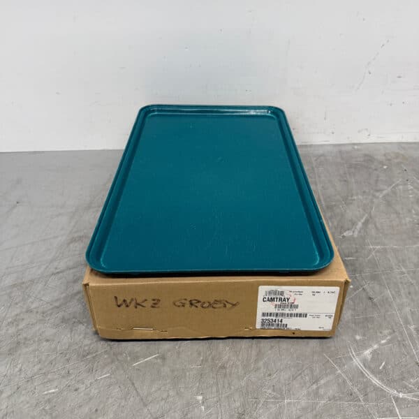 Cambro 1/1 GN Serving Trays, 12 per box! Food Service
