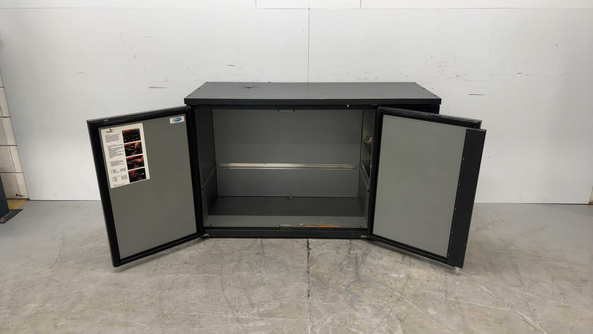 Serrco SFK-8 Fustenkoeling 230V 135 x 85 x 86 cm Horeca
