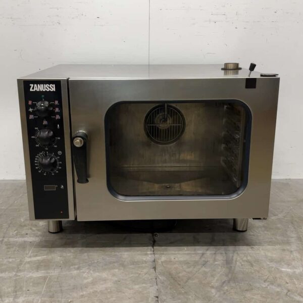 Stainless Steel Zanussi FCF E6-0 Combi Steamer, 6 x 1/1 GN, 7.7 kW, 400V, Foodservice