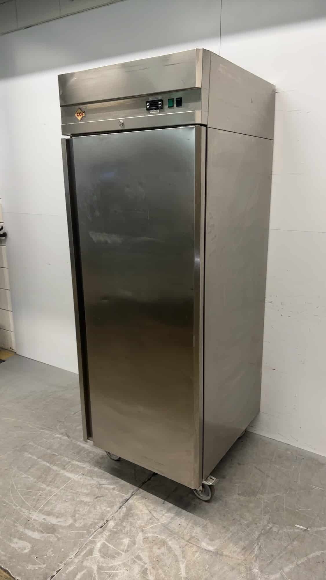Stainless Steel COR GN 650VP Refrigerator, 460 liters, 230V, Food Service